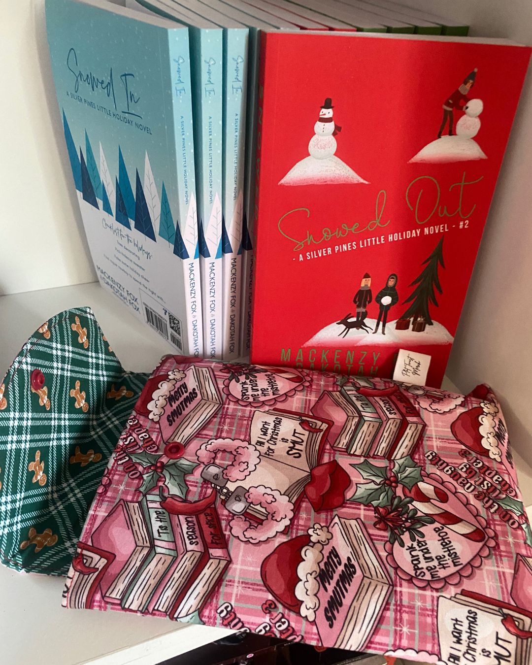 _Smutmas Pink gingerbread2.png