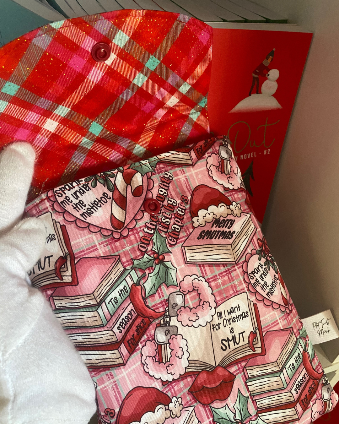 Smutmas Pink tartan.png