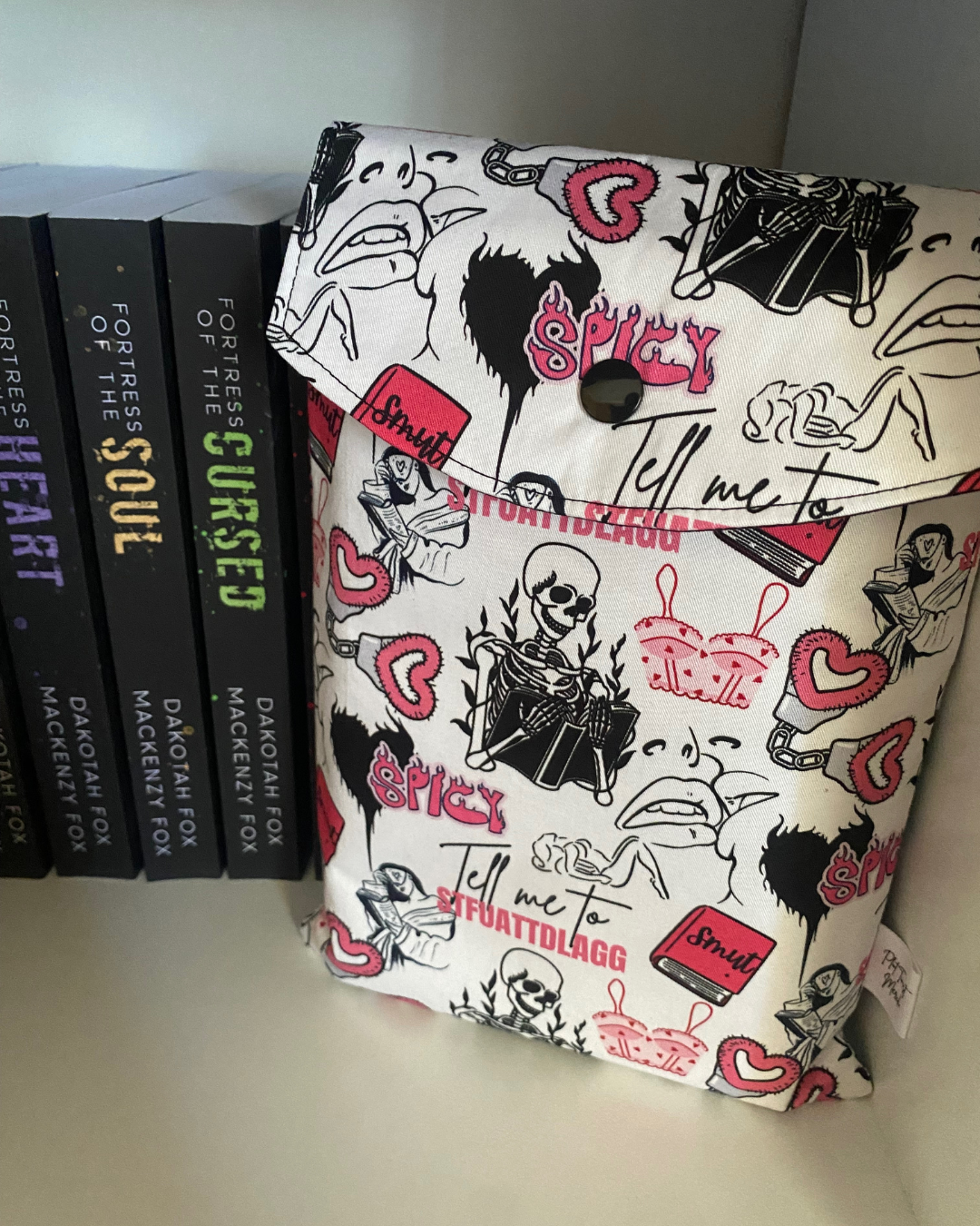 Tell Me To STFUATTDLAGG /e-reader/book sleeve/pouch Small-Med