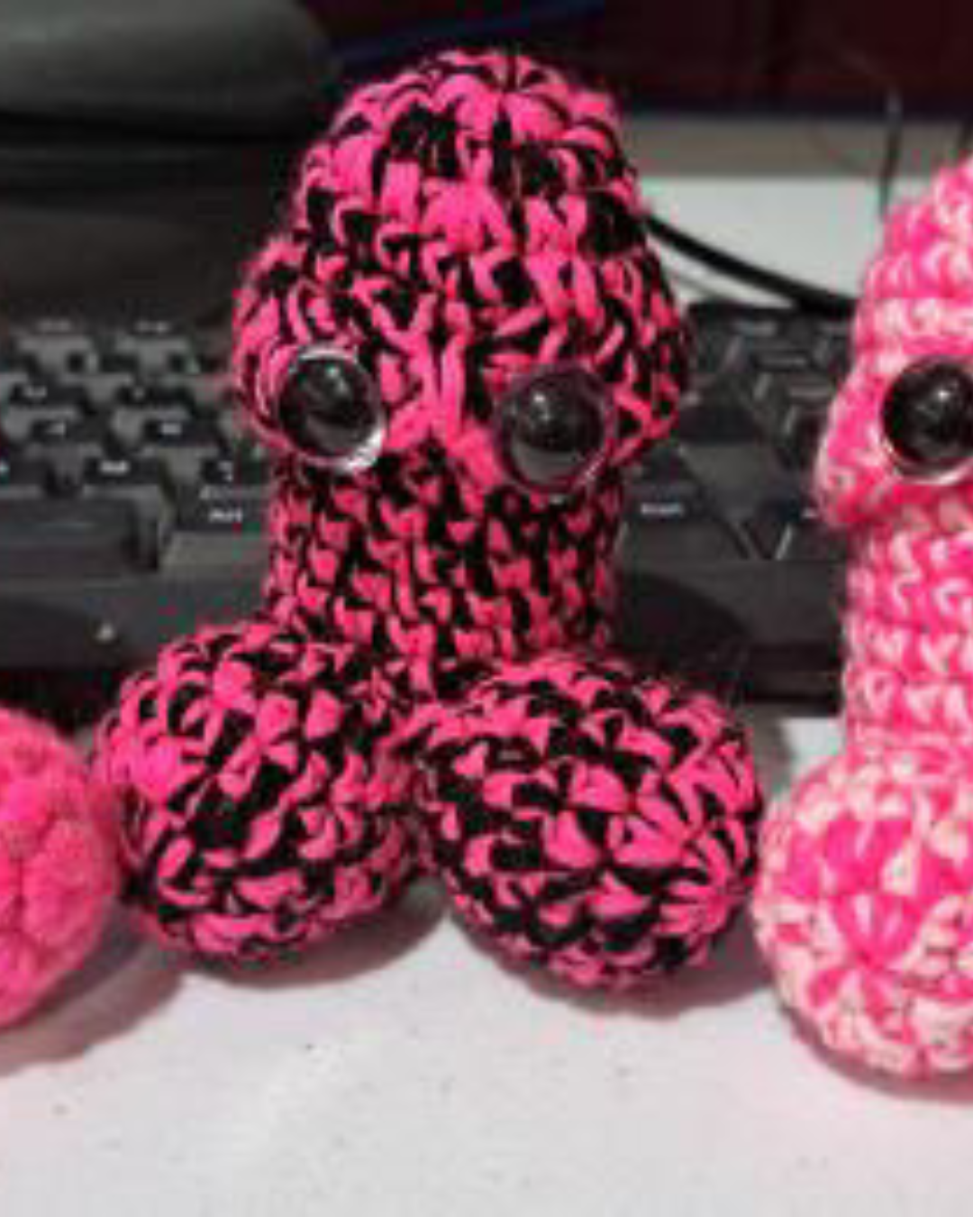 Peen Pal - Hot Pink & Black Multi
