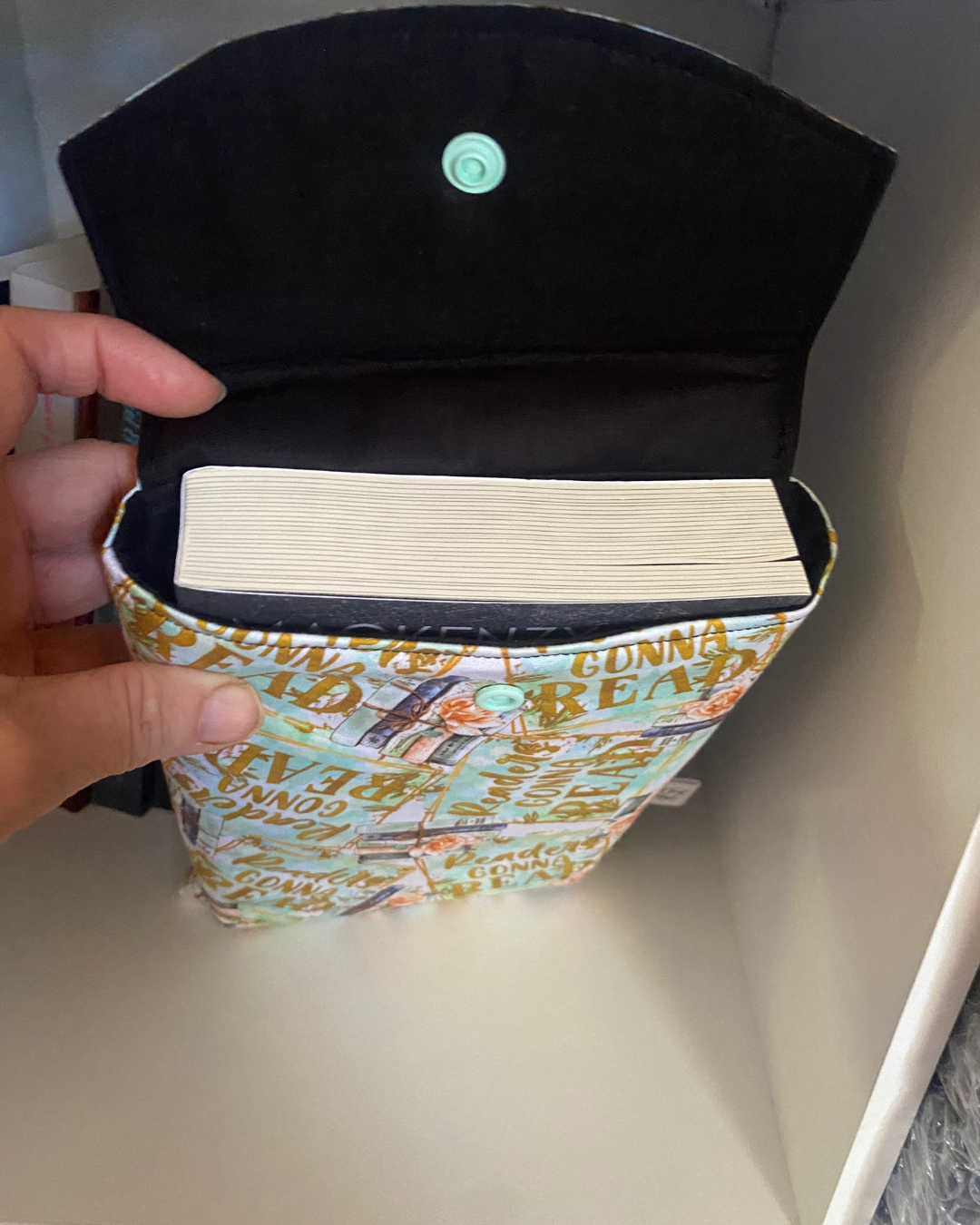 Readers gonna read open.png