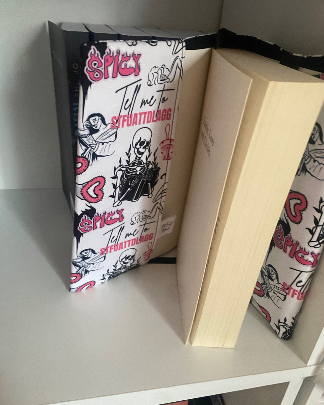 _XS dust jacket STFUGG 4.png