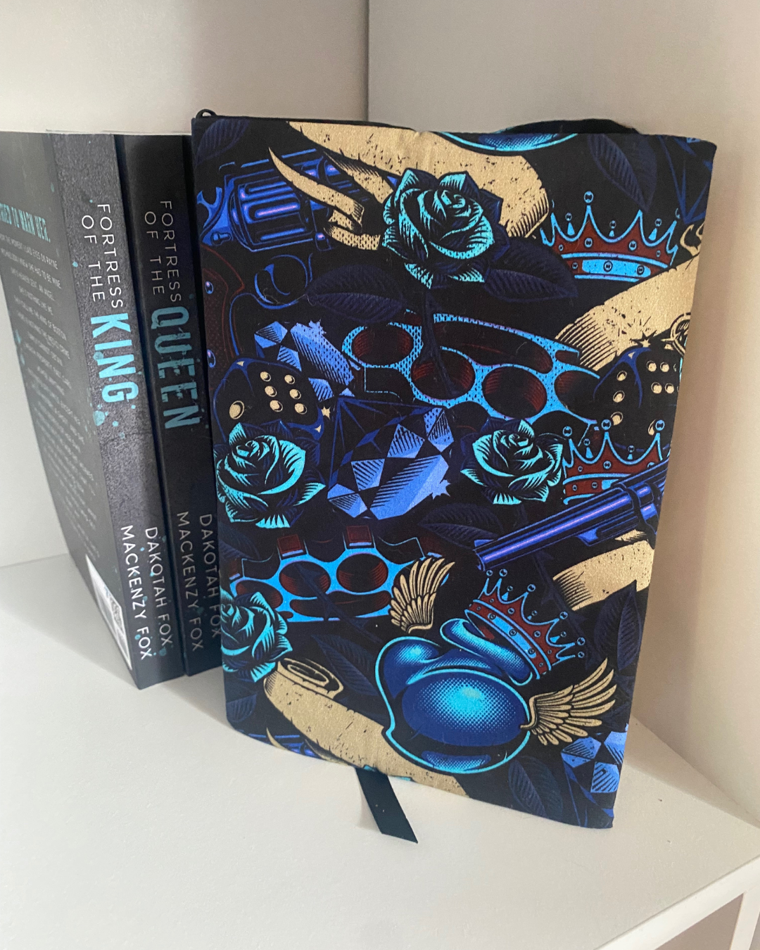 Mafia/Dark Romance - BOOK DUST JACKET BLUE XS