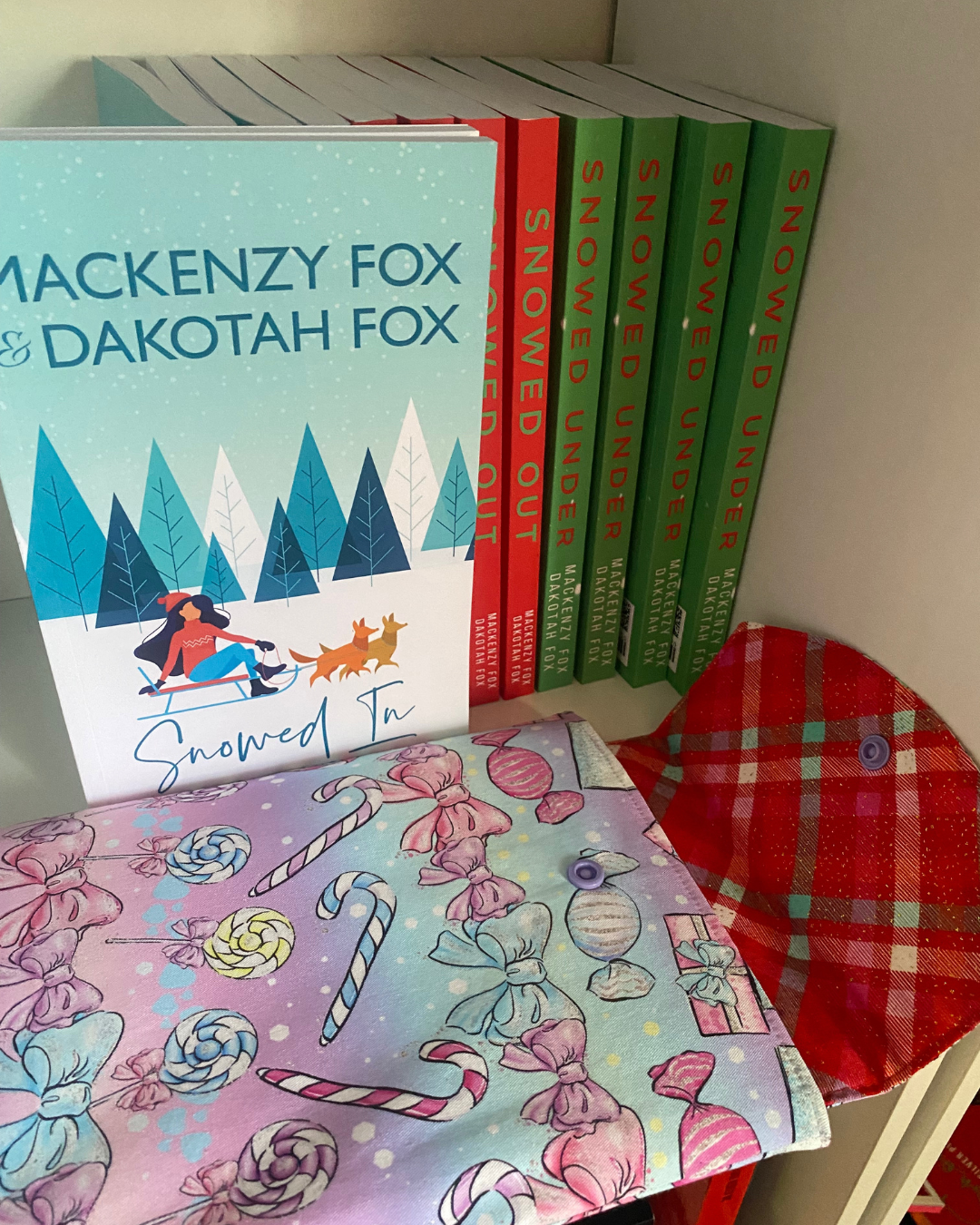 Bows n candy tartan 4.png