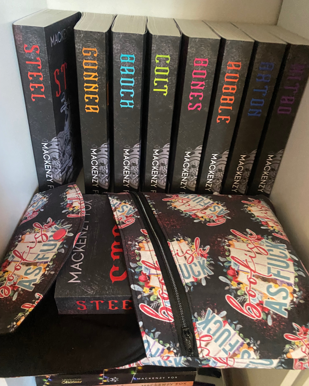 L Bookish AS F 4.png