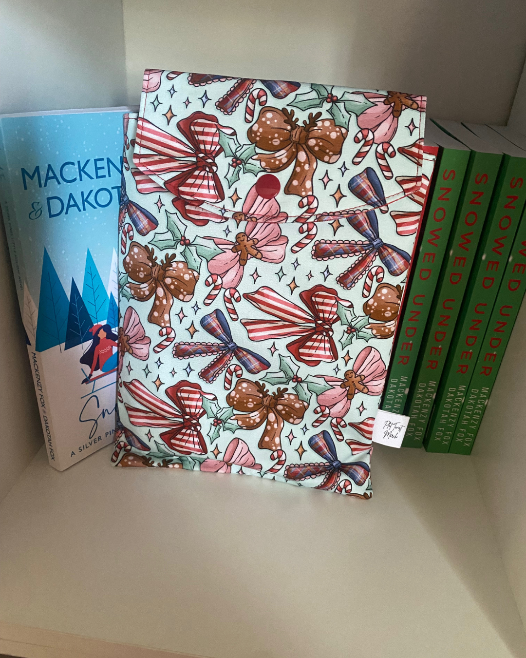 All I want for Christmas is Bows w/sparkly tartan /e-reader/book sleeve/pouch Small-Med