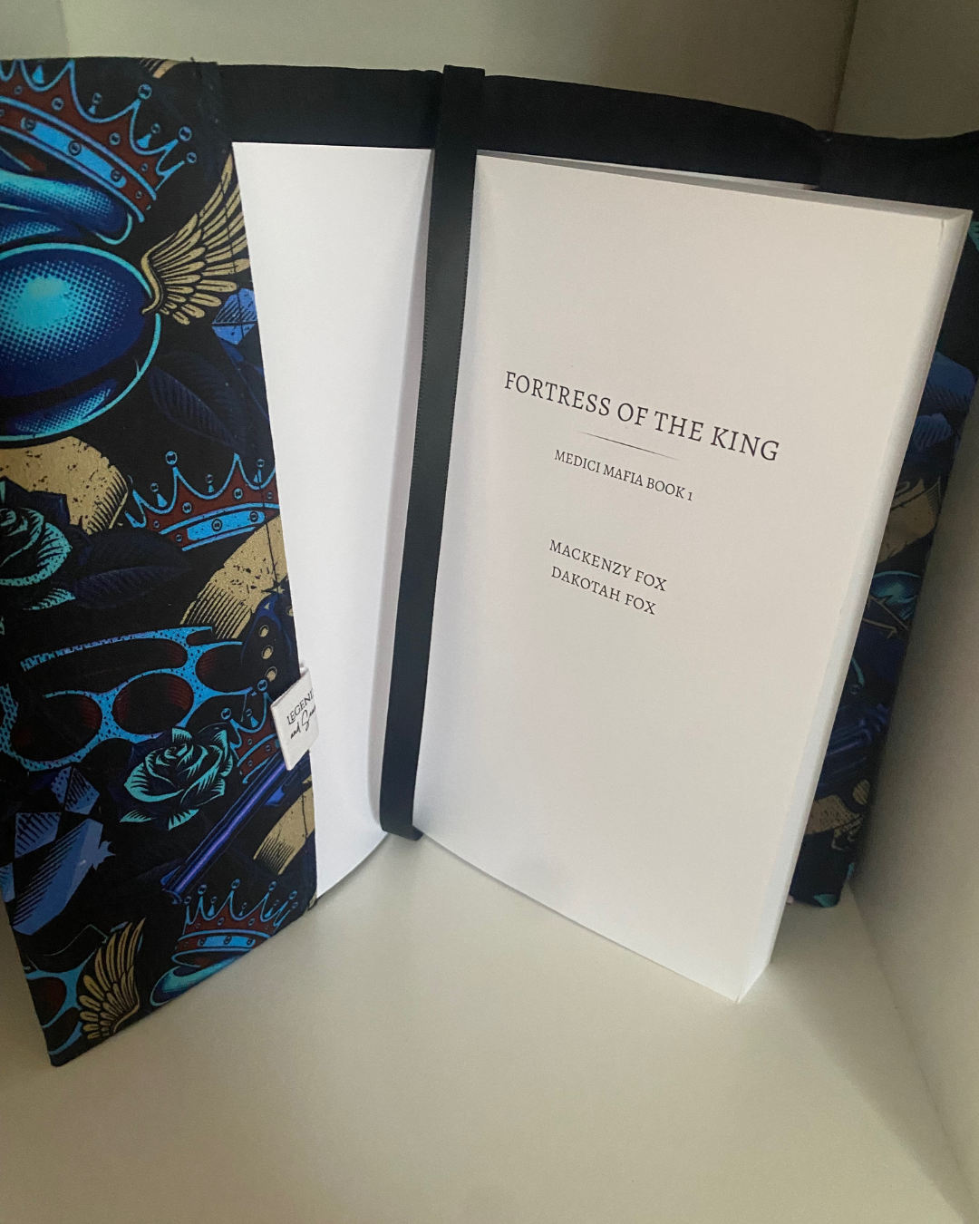 Open Dark mafia blue S .png