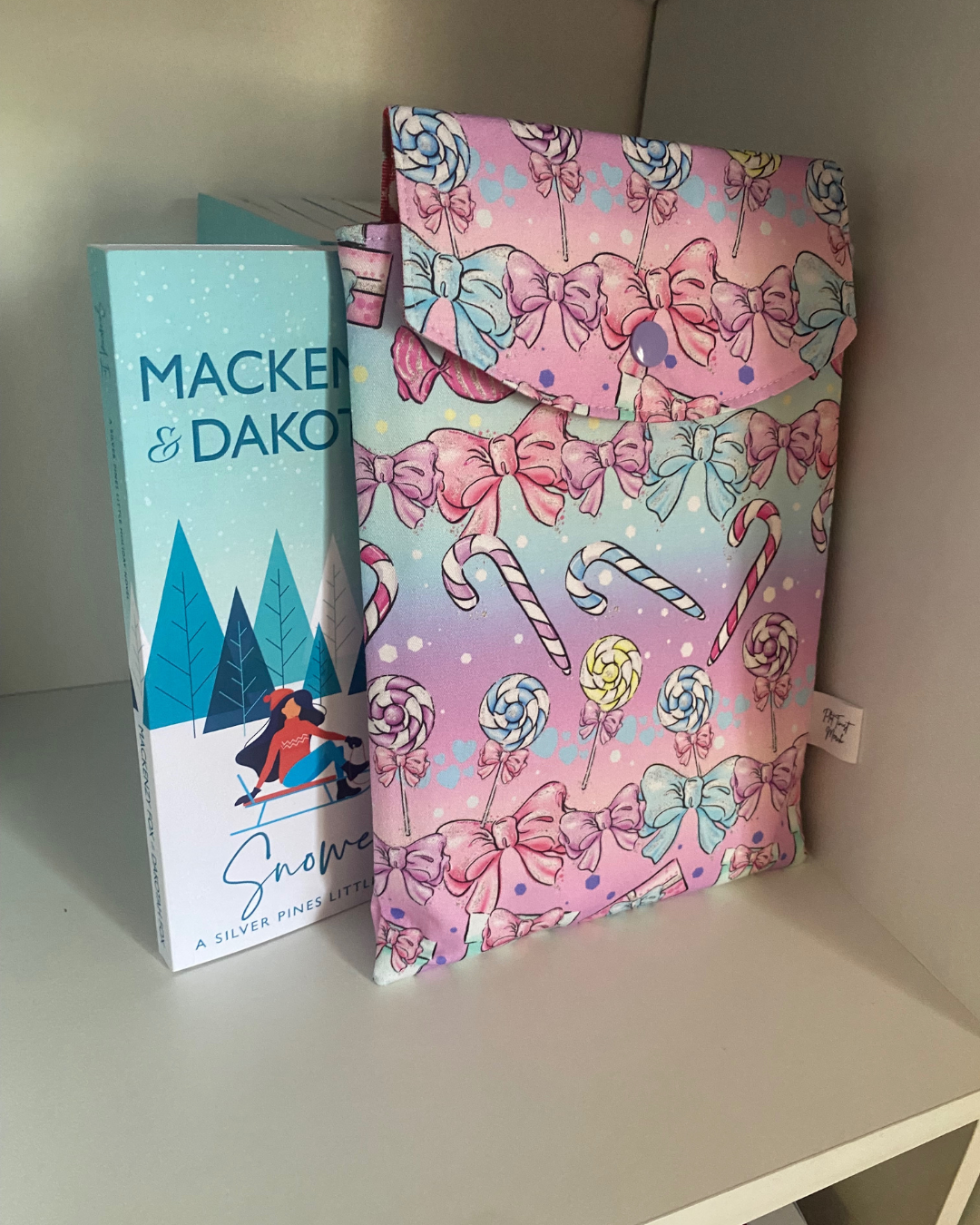 Bows n' Candy w/sparkly tartan /e-reader/book sleeve/pouch Small-Med
