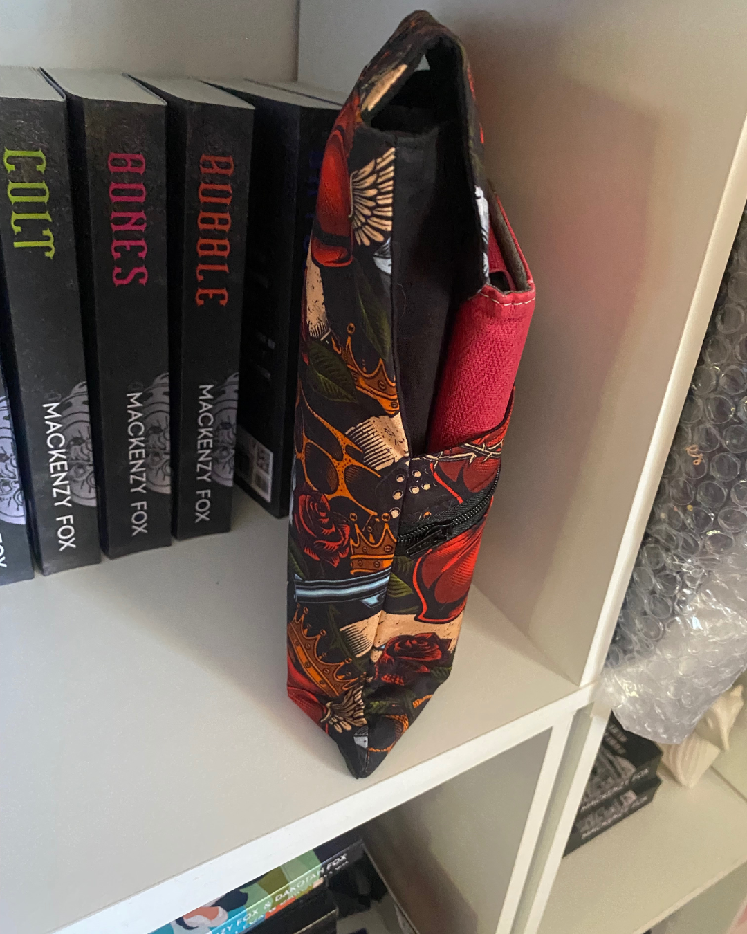 _Boy MAFIA RED medium side .png