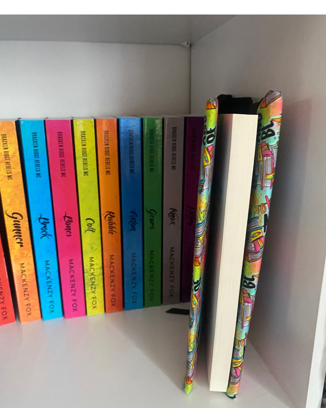 Read books 3 sml.png