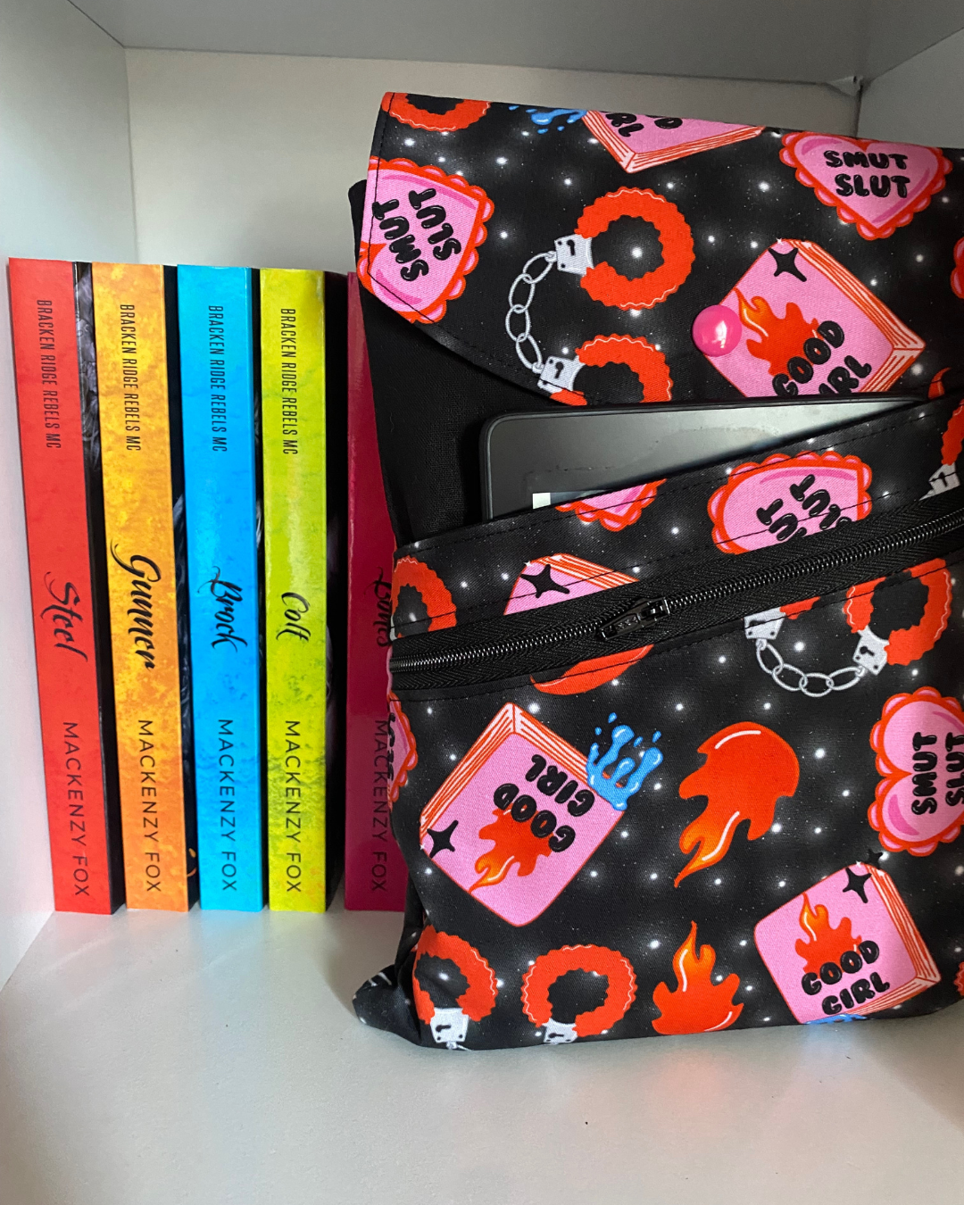 _Smut slut front pouch .png