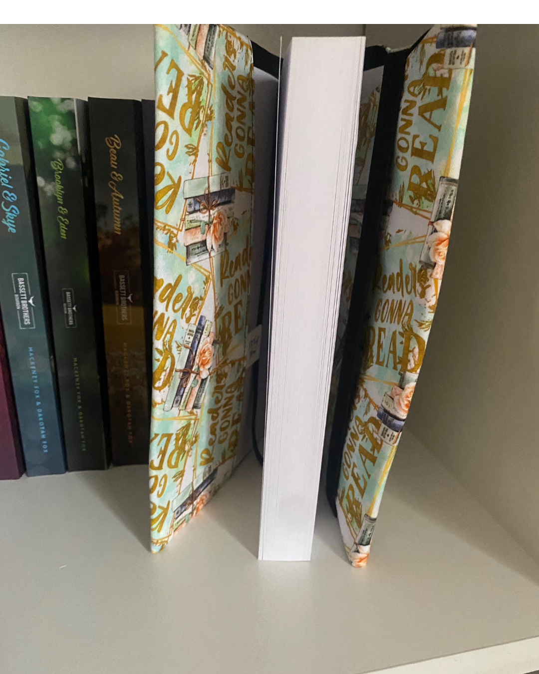 _Readers gonna read M 3.png