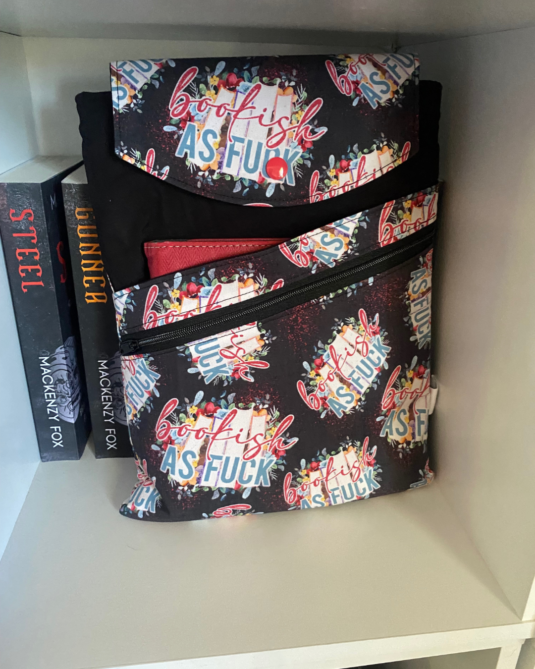 L Bookish AS F 2.png