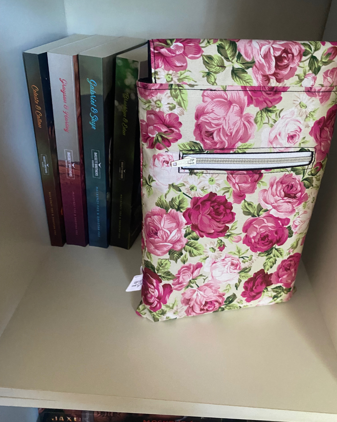 Pink Roses back .png