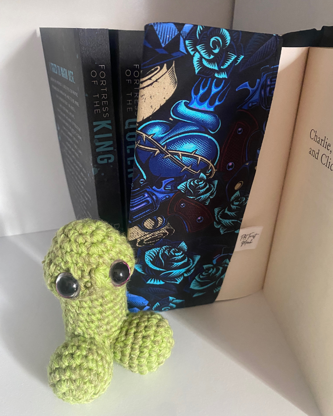 _XS dust jacket mafia 3.png