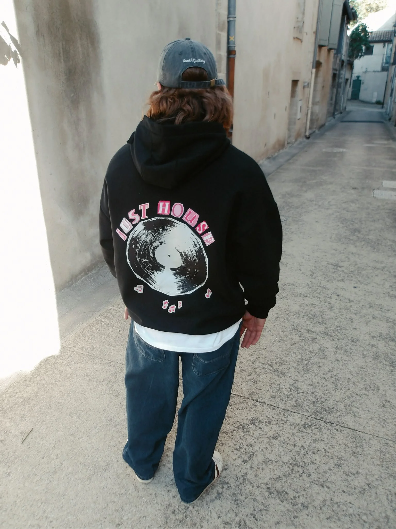 Sweet à capuche Vinyle