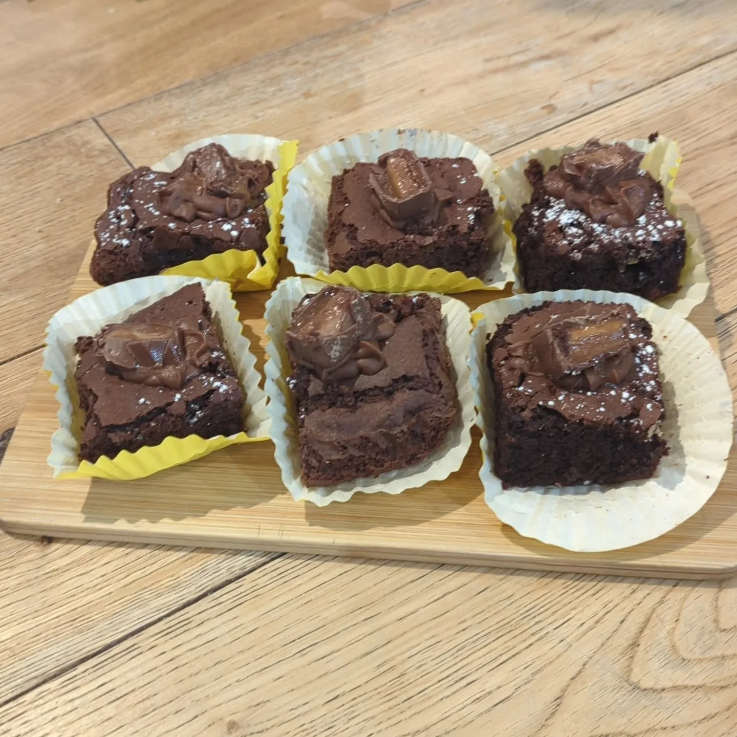 🍫

✨ Freshly Baked Brownies ✨

Rich, fudgy, and oh-so-chocolatey &ndash; our brownies are the ultimate indulgence. 💛 Perfectly gooey in the middle with that irresistible crackly top&hellip; a chocolate lover&rsquo;s dream! 🍰☕🍫

Treat yourself &nd