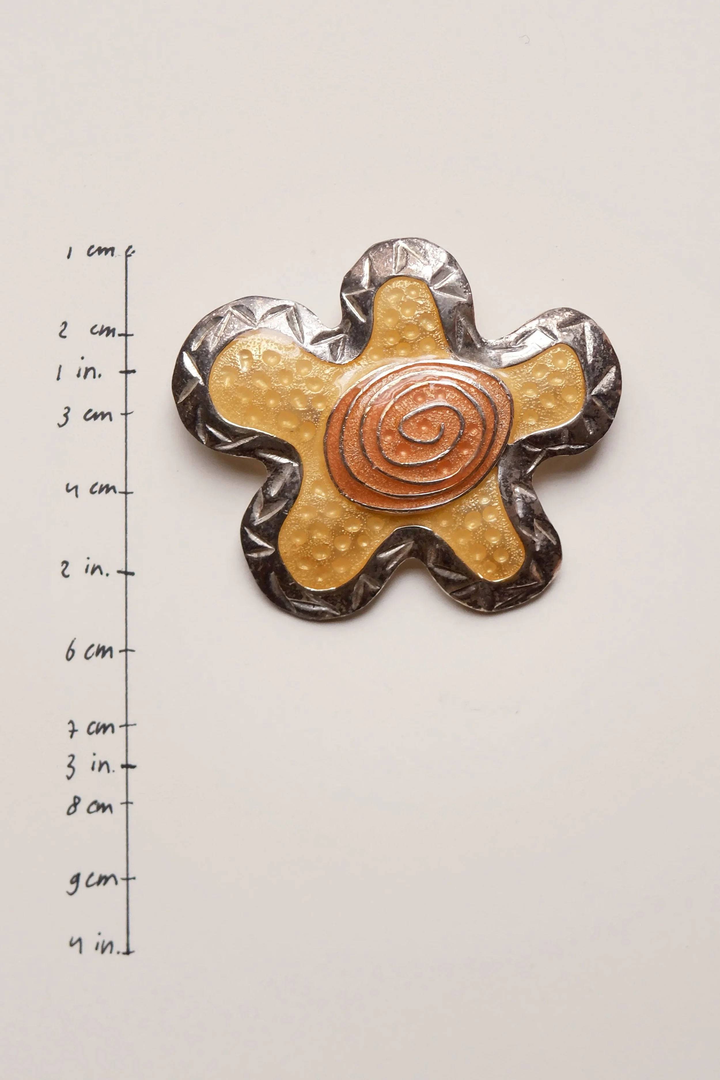 charm04.jpg