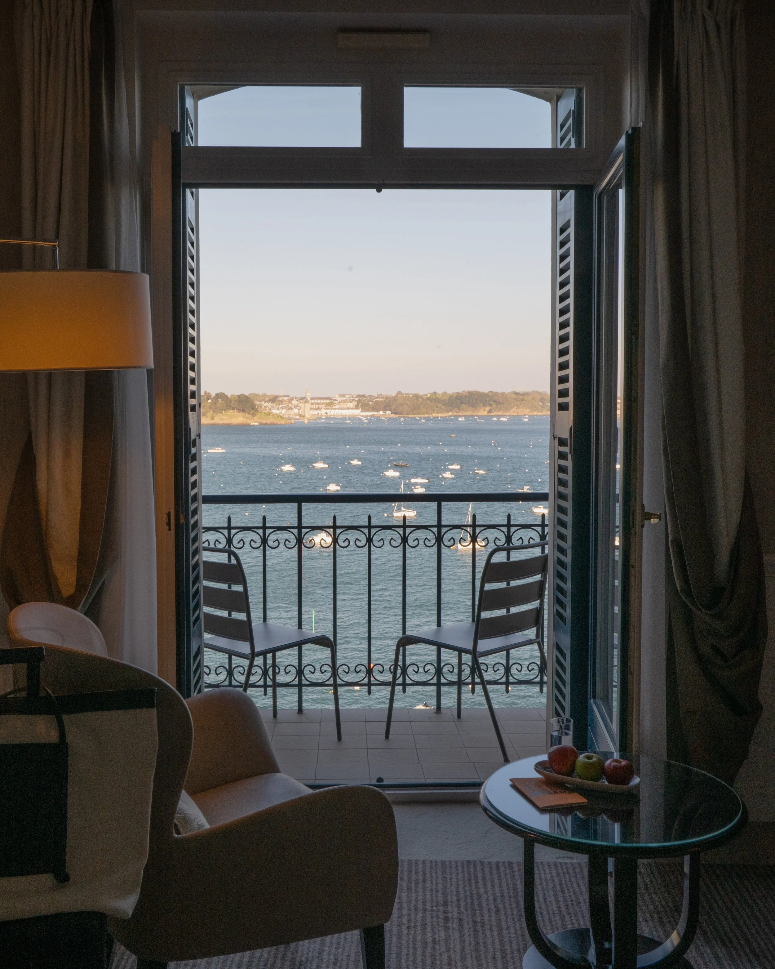 10-11 Amex  Lydia West  Kendal  Racoon1792.jpg