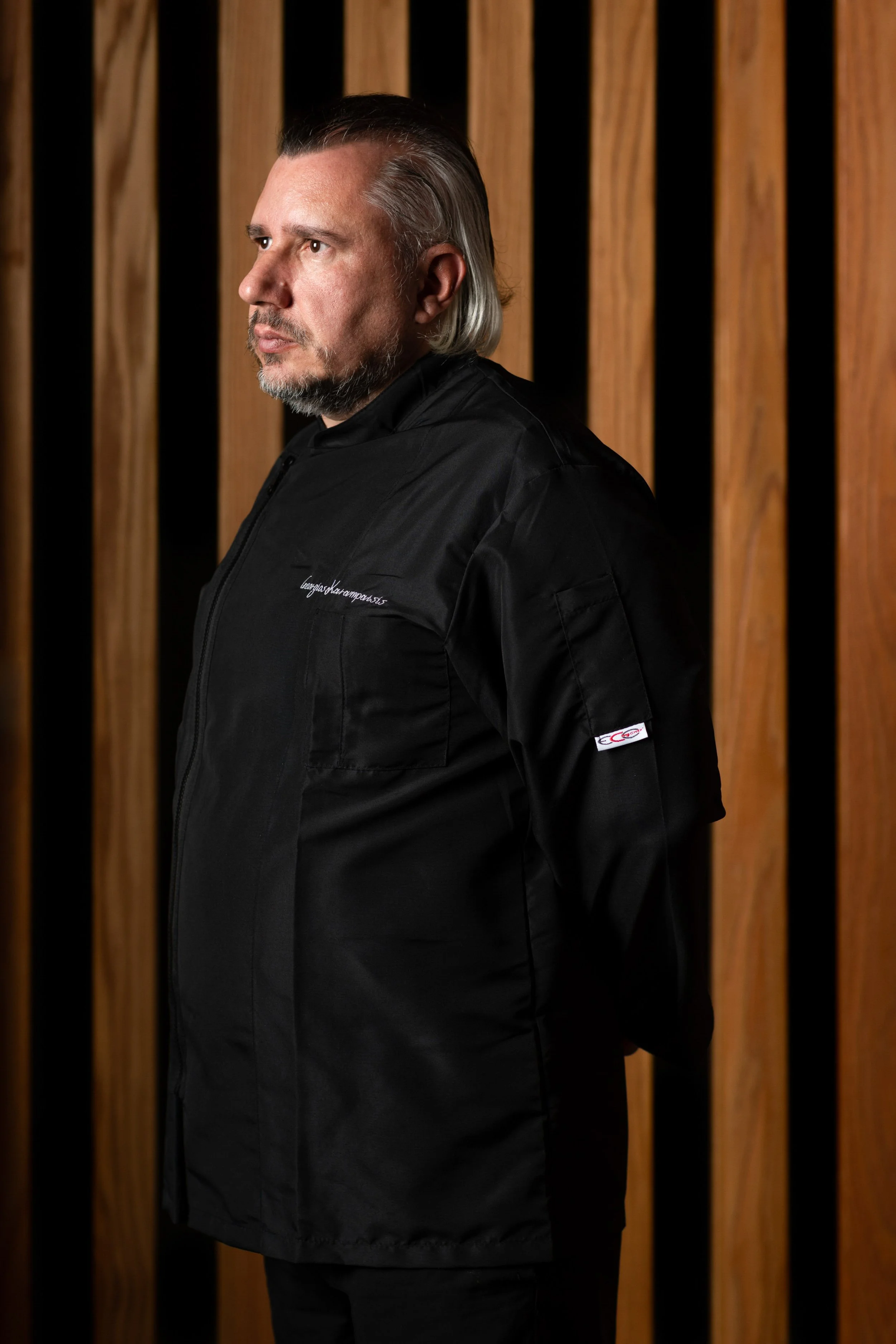lifestyle-photography-athens-chef-portrait-professional-uniform-akis.jpg