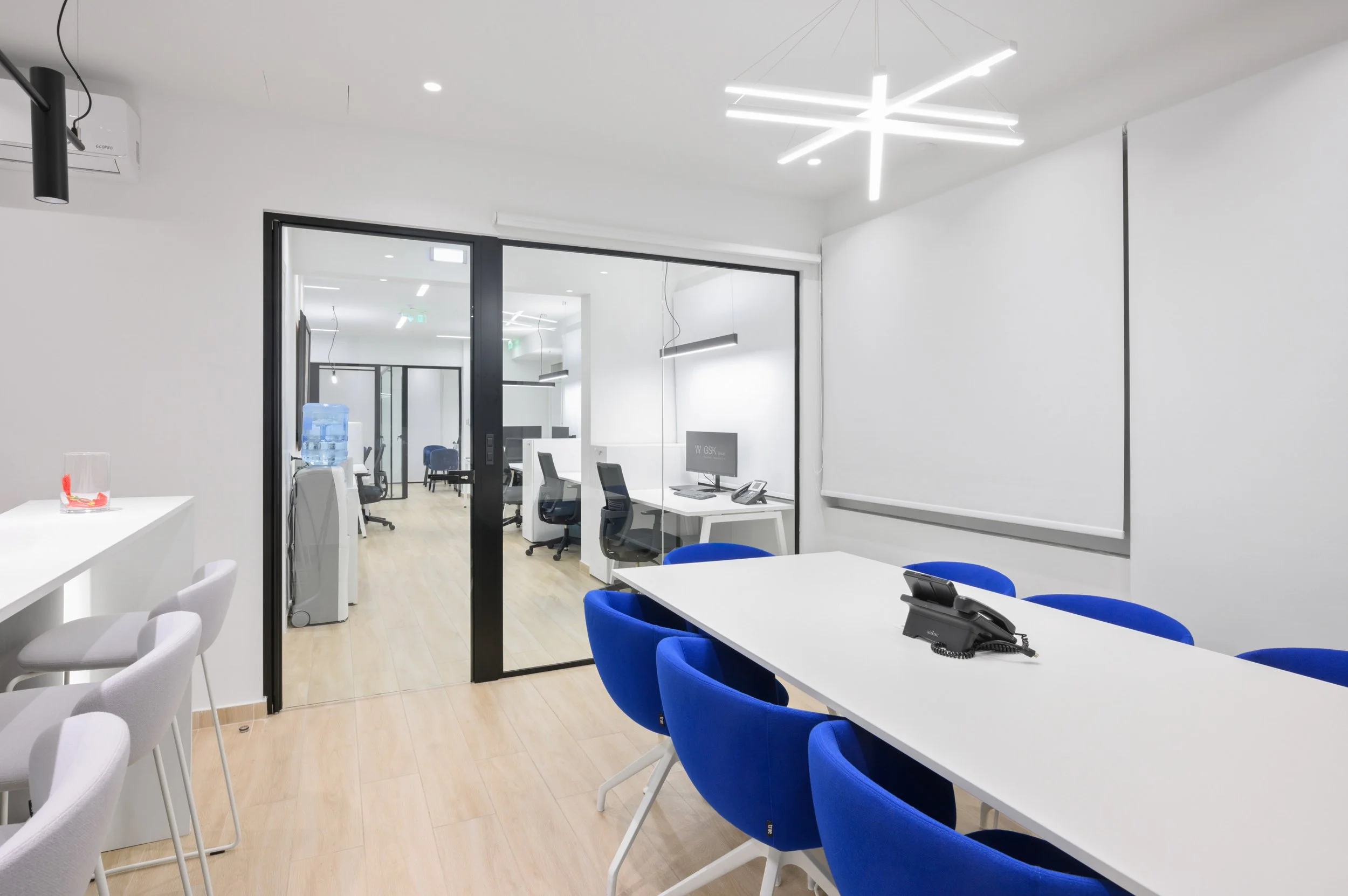 corporate-photography-athens-modern-office-meeting-room-interior-akis.jpg