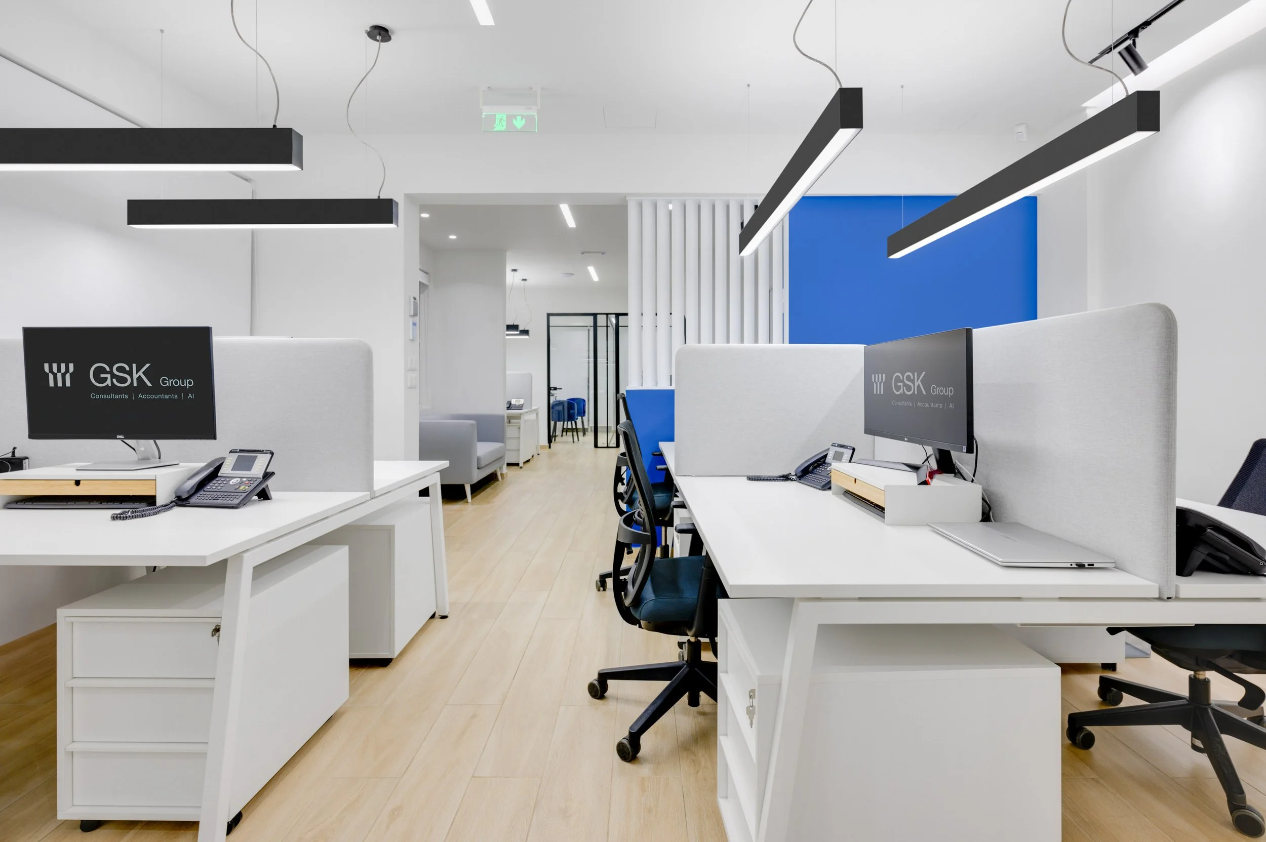 corporate-photography-athens-modern-office-workspace-open-plan-akis.jpg