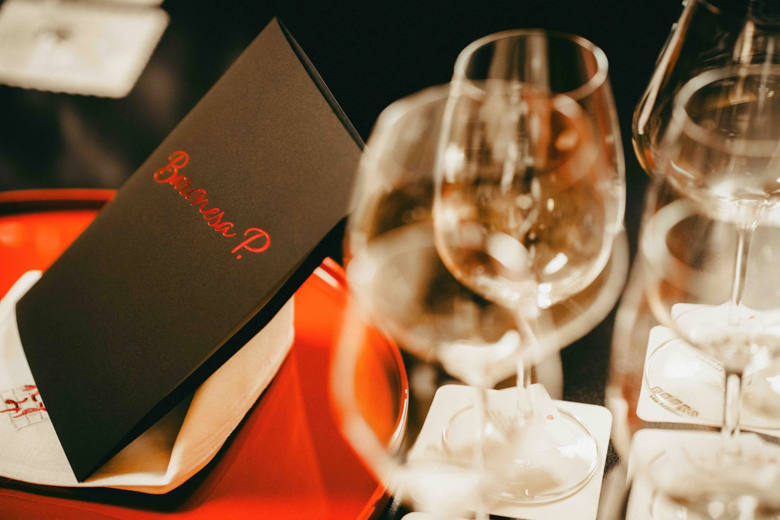 event-photography-tokyo-table-setting-wine-glasses-detail-dhani.jpg