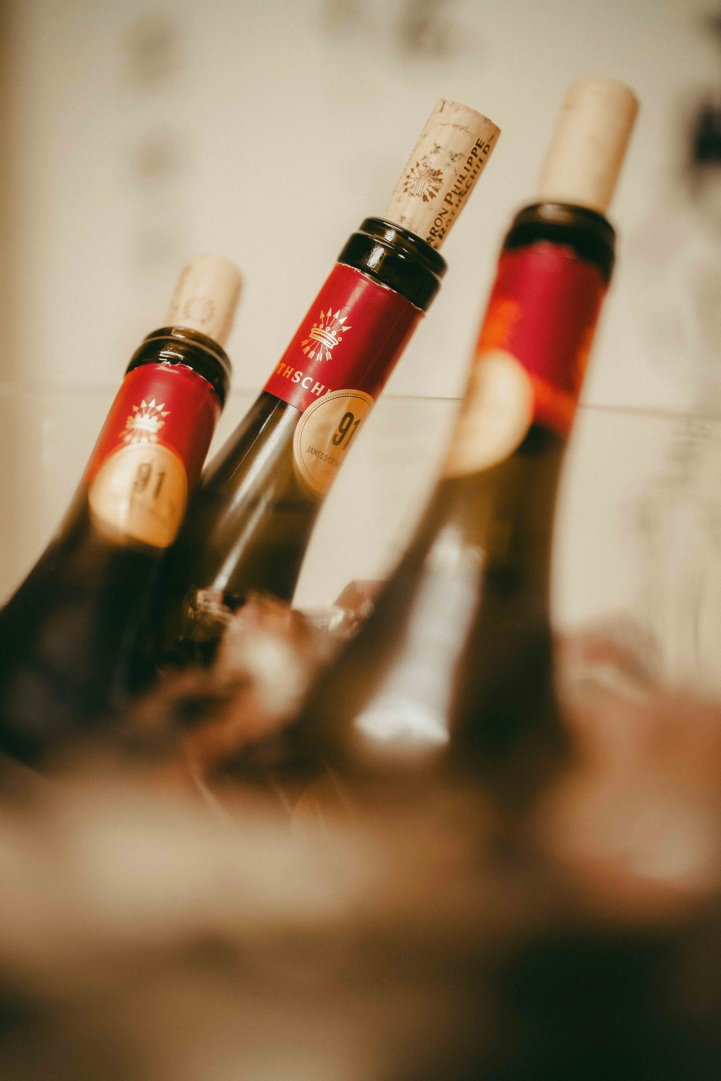 event-photography-tokyo-wine-bottles-detail-drinks-display-dhani.jpg