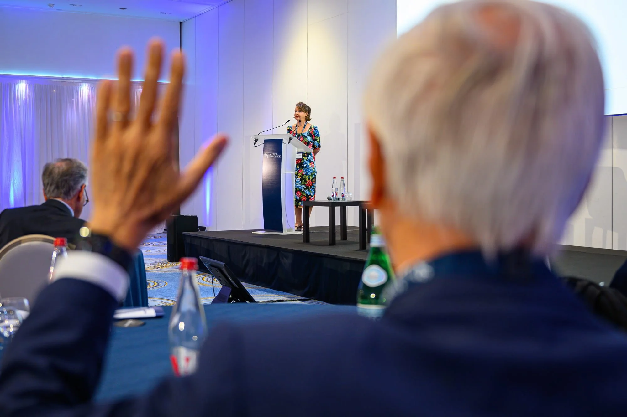 conference-photography-nice-audience-question-speaker-presentation-anthony.jpg