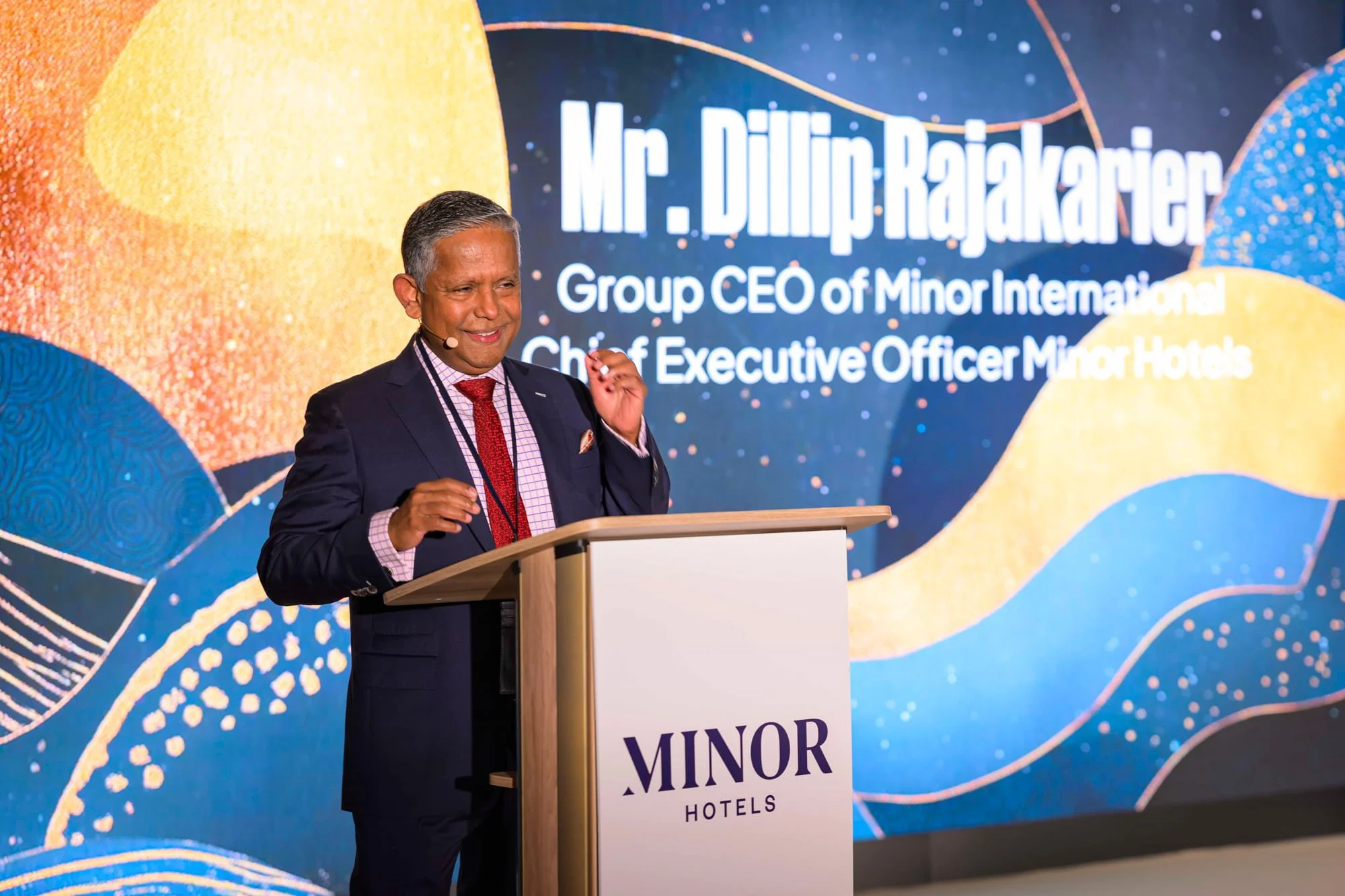 conference-photography-nice-business-speaker-podium-presentation-anthony.jpg