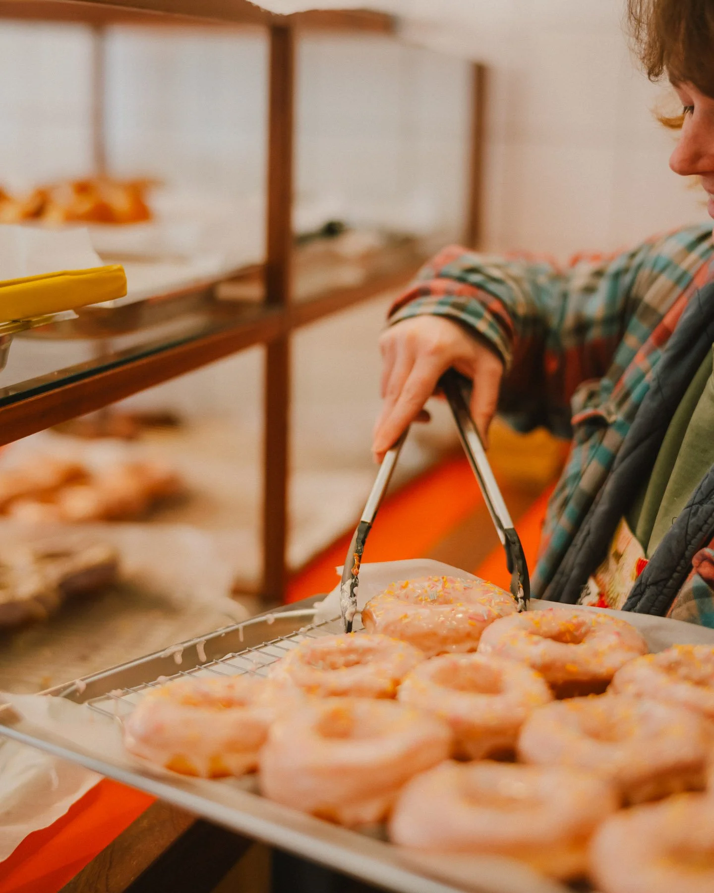 food-photography-glasgow-fresh-donuts-bakery-preparation-anthony.jpg