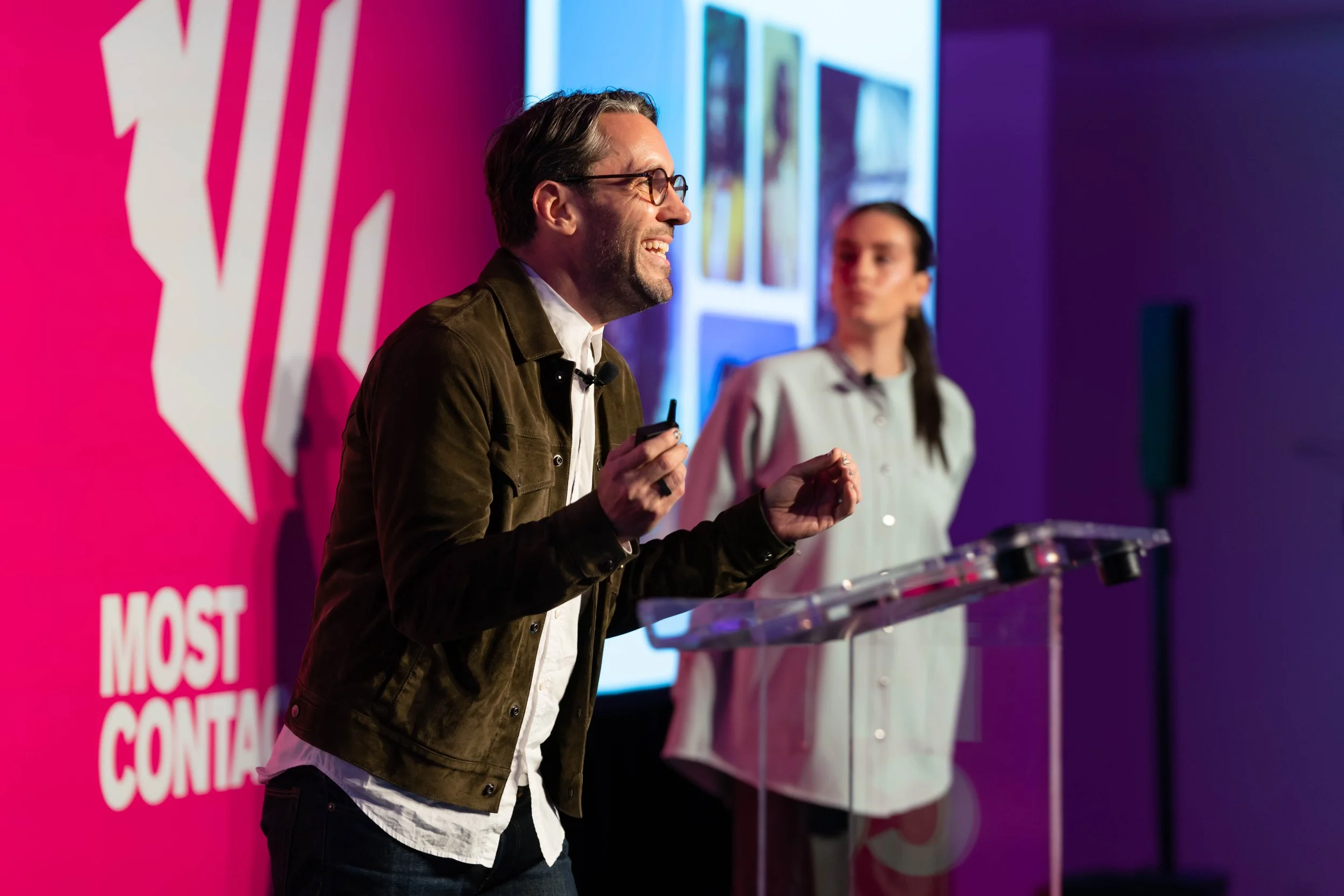 conference-photography-nyc-speaker-presentation-live-stage-neil.jpg