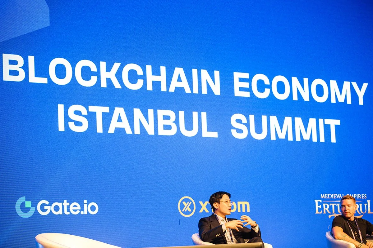 conference-photography-istanbul-blockchain-economy-summit-stage-ece.jpg