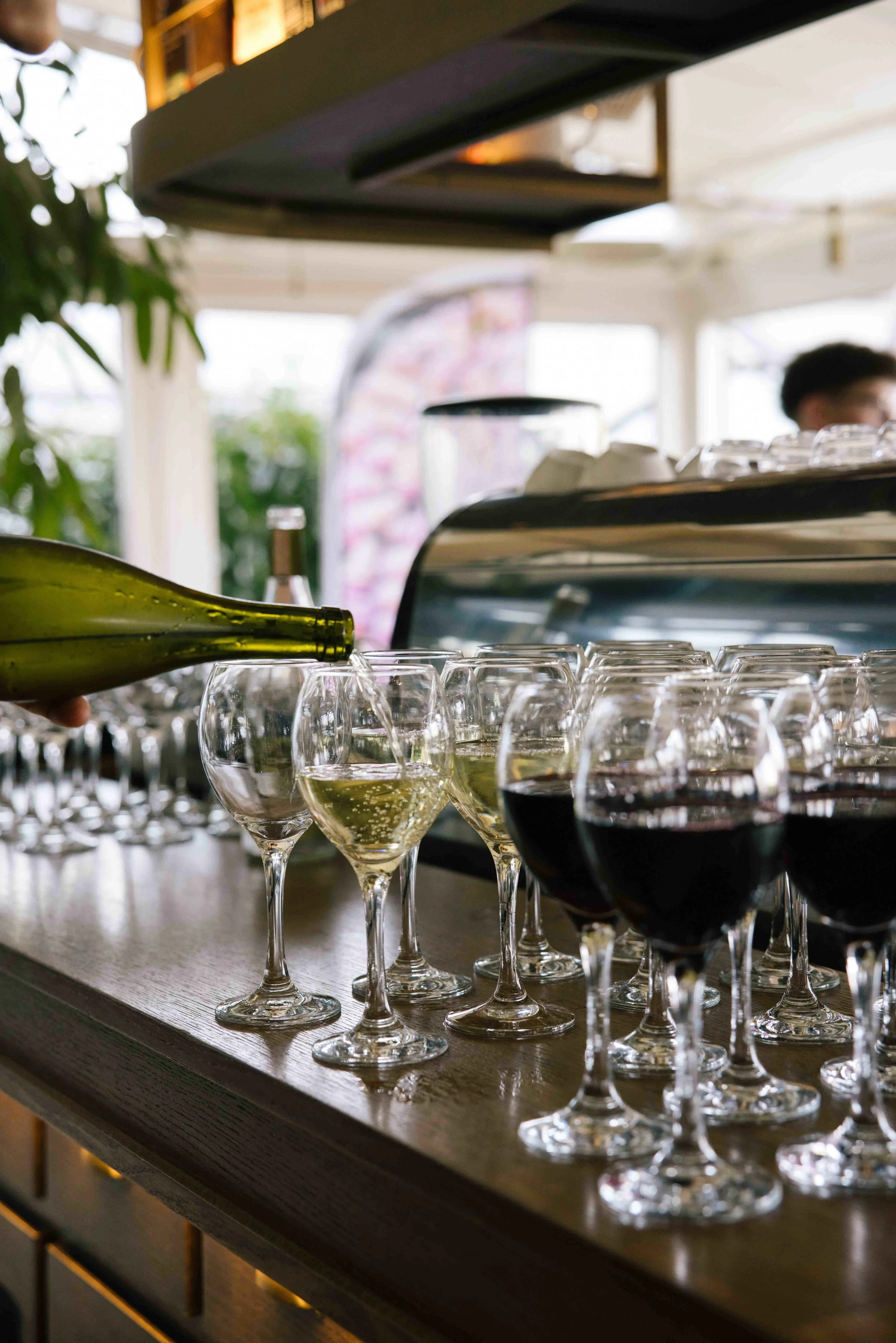 event-photography-istanbul-corporate-hospitality-drinks-service-ece.jpg