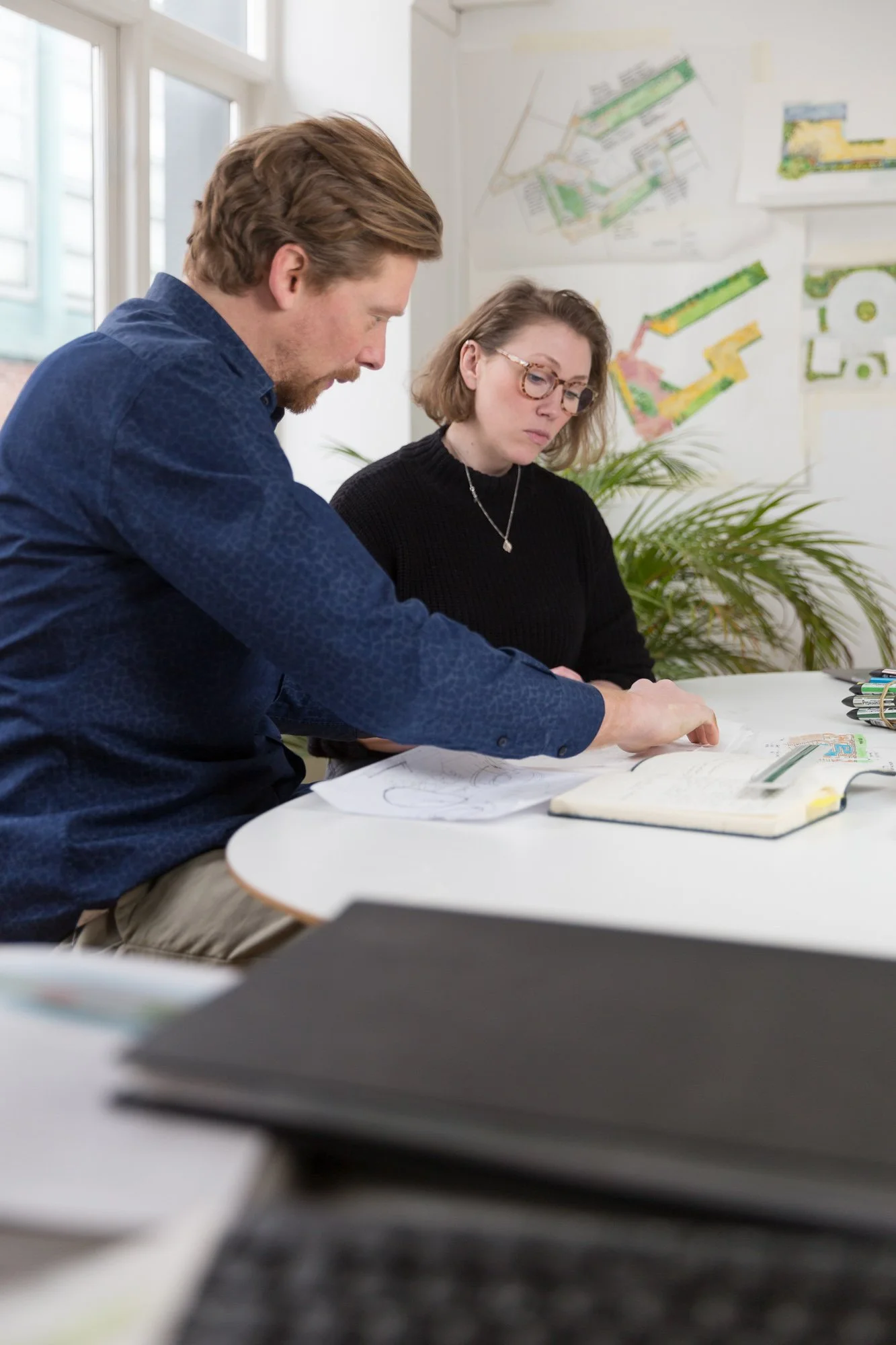 commercial-photography-dublin-business-team-meeting-killian.jpg