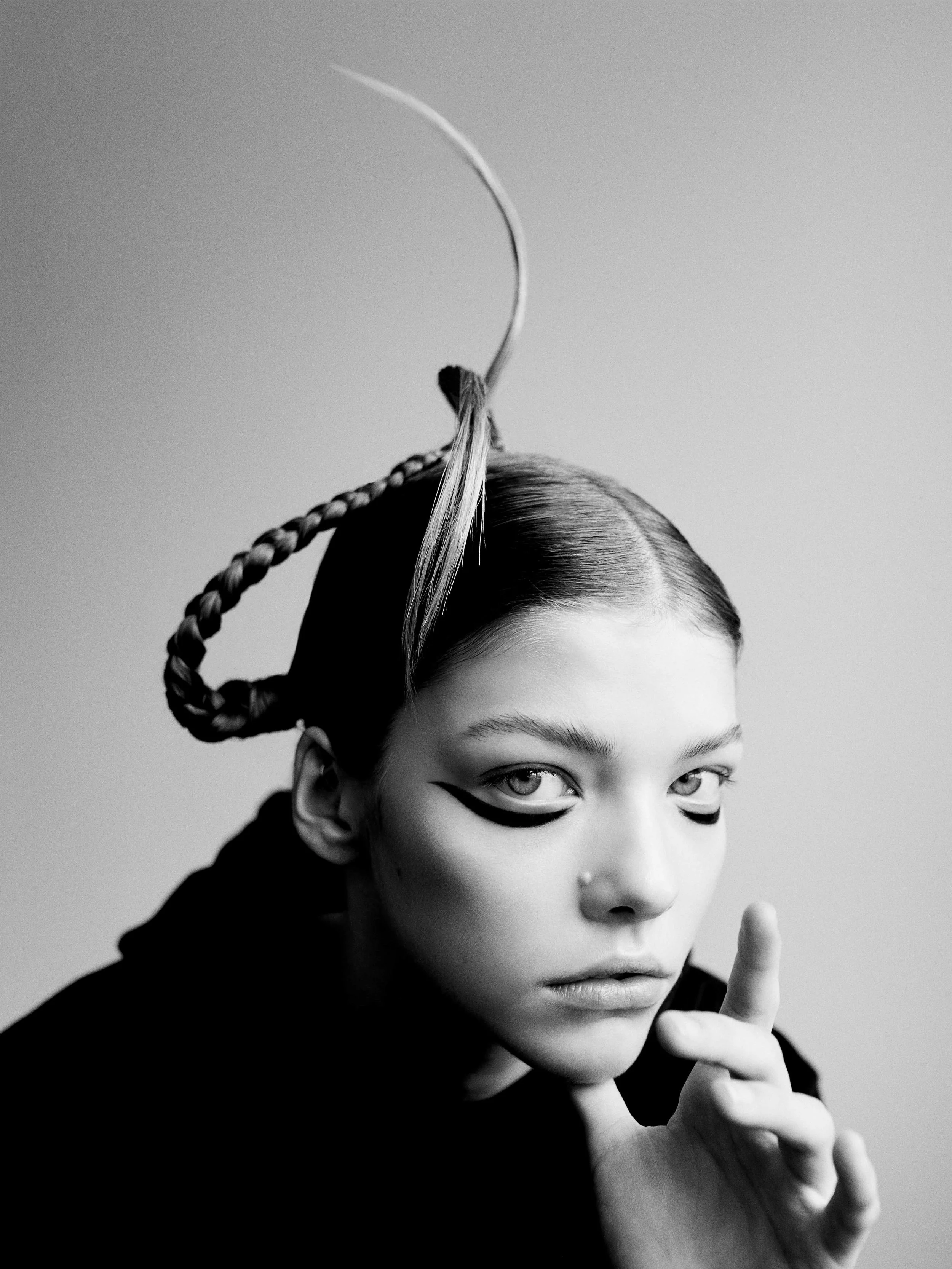portrait-photography-london-editorial-black-and-white-portrait-szilard.jpg