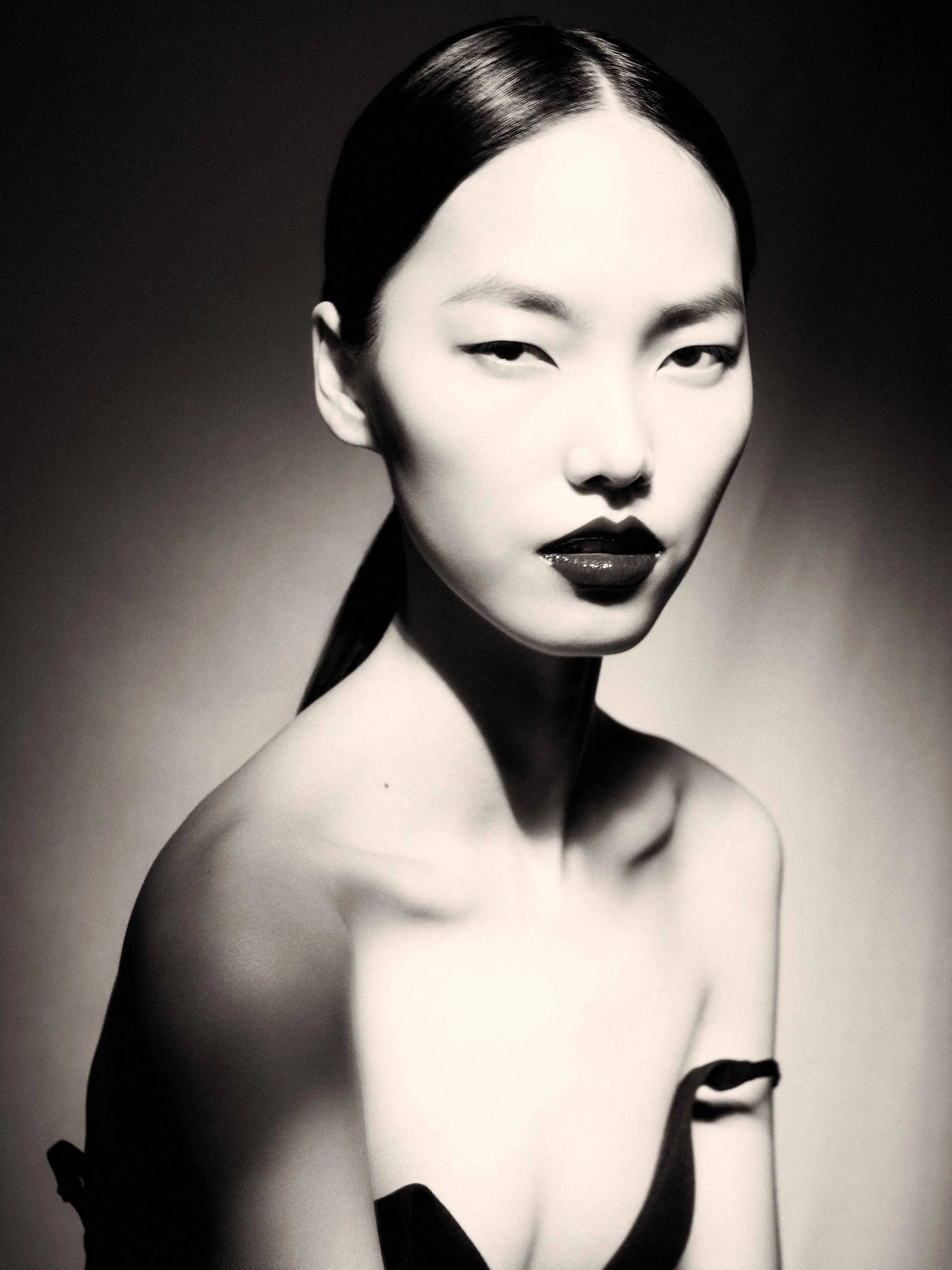 beauty-photography-london-editorial-fashion-portrait-szilard.jpg
