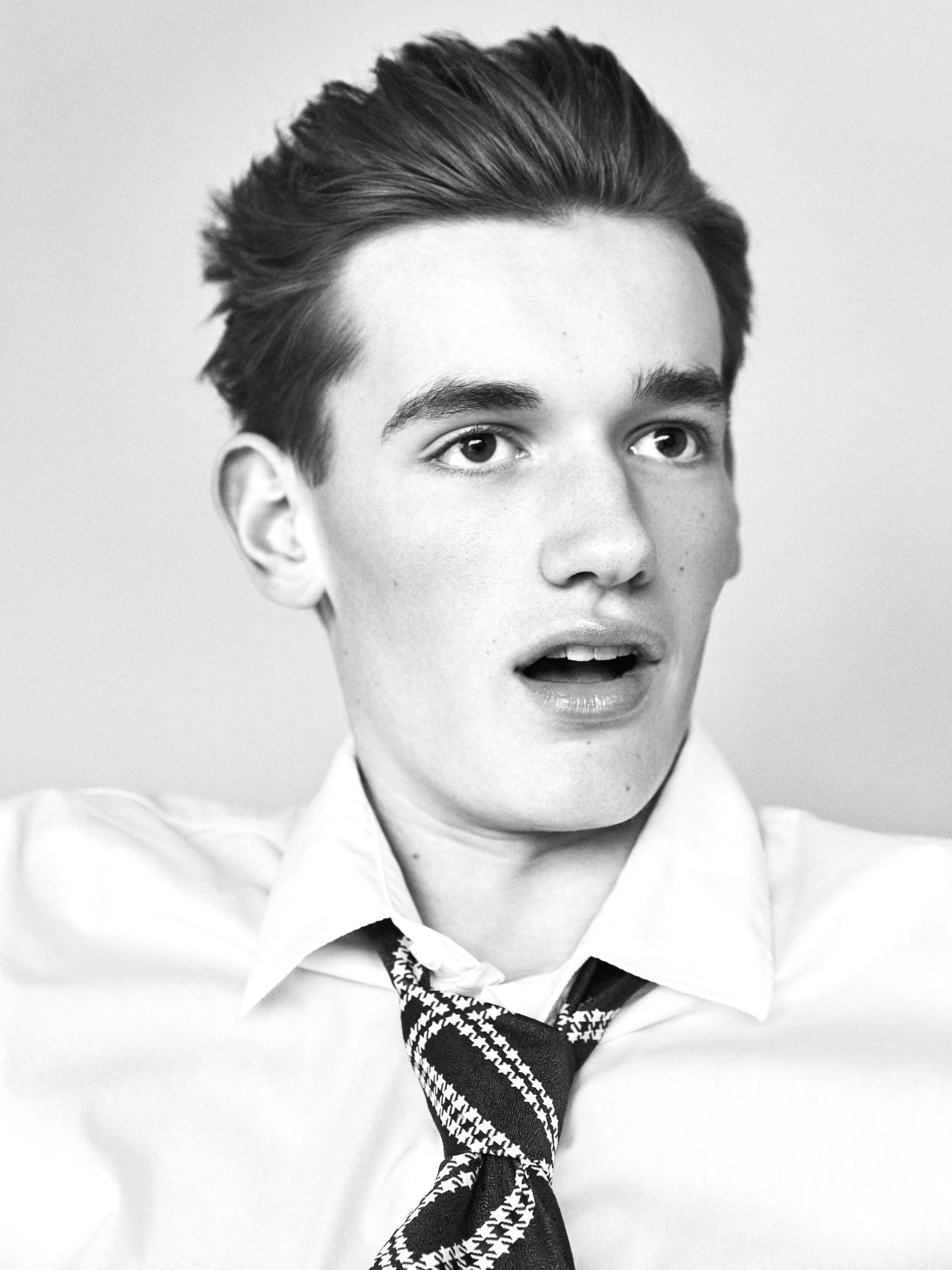 portrait-photography-london-mens-editorial-portrait-szilard.jpg