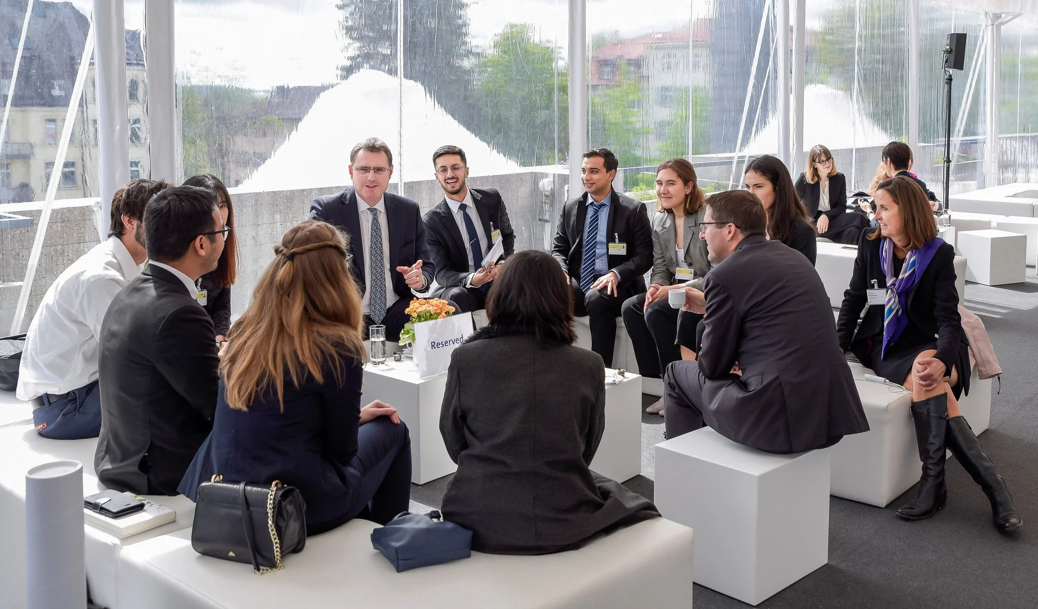 conference-photography-brussels-roundtable-discussion-matteo.jpg