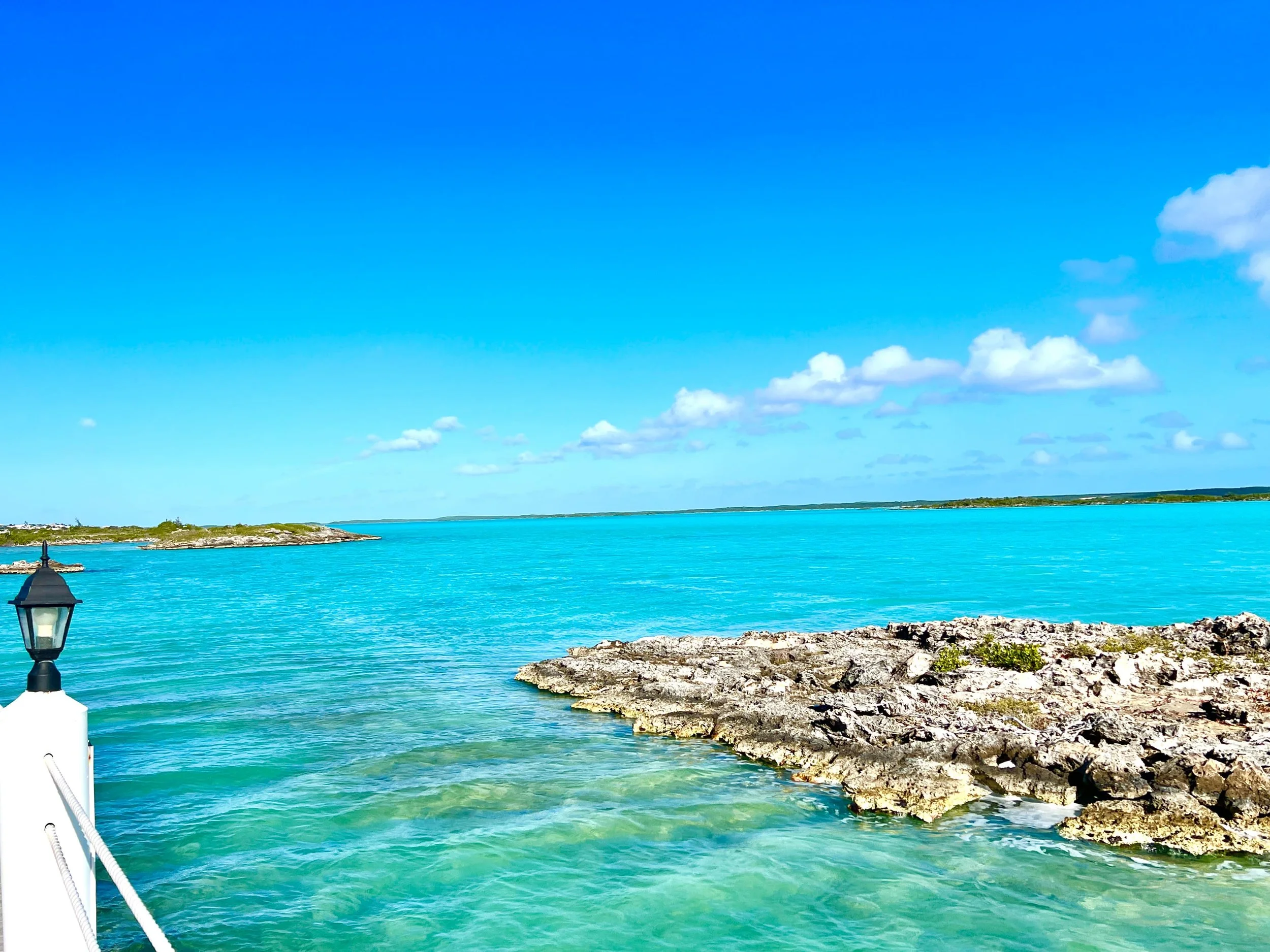 limestone island in chalk sound turks and Caicos