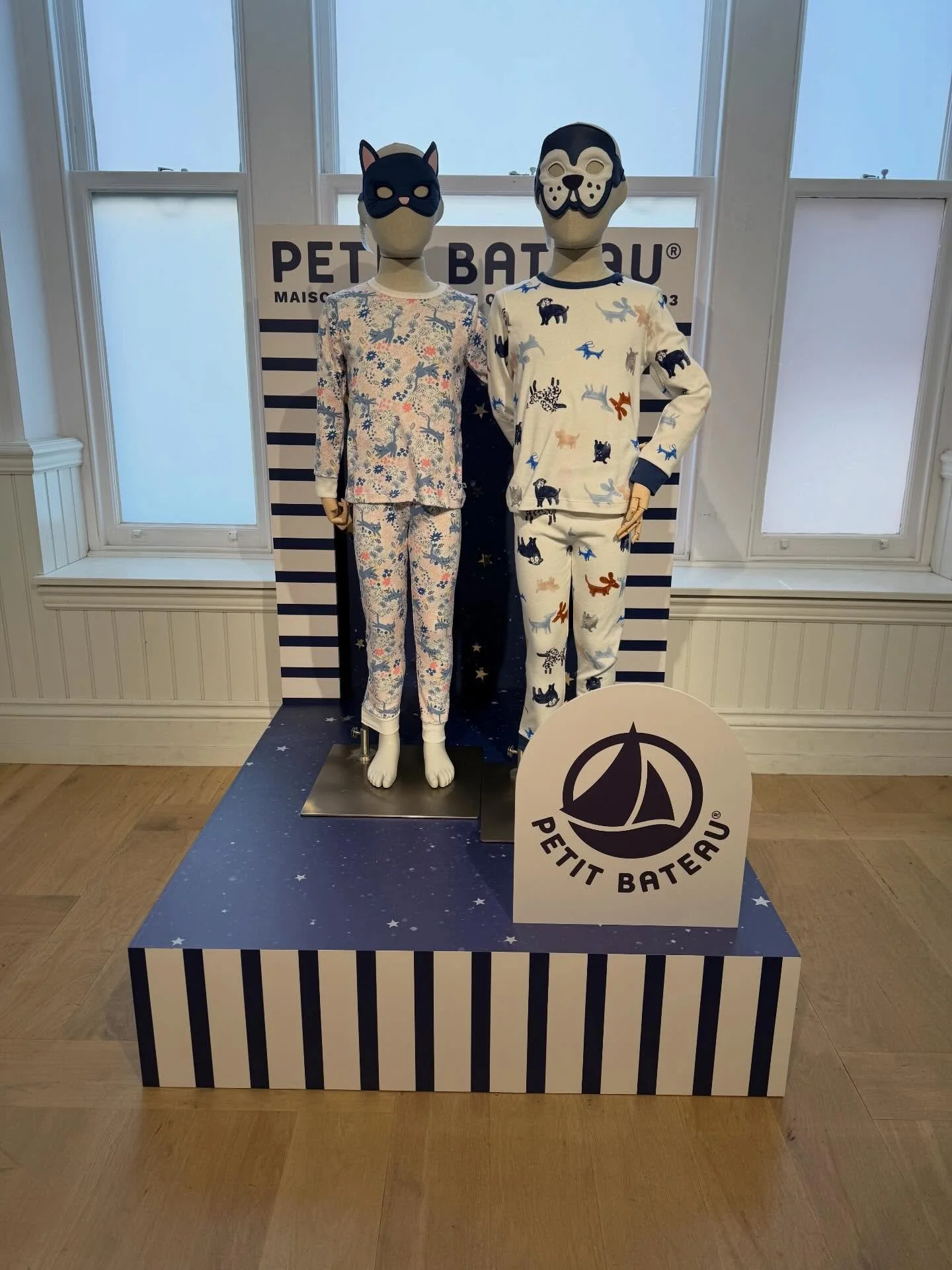 Our latest display for @petitbateau @harrods 

#harrodsdisplay #redcreates #welovewhatwedo #childrenweardisplay #retaildisplay