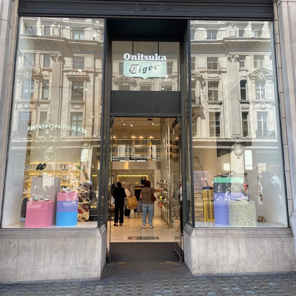 Another successful project delivered for Onitsuka Tiger on Regent Street.
We produced a series of bespoke foam plinths, precision-finished and spray-painted to match the specified Pantone colours, creating a seamless fit with the brand's visual ident