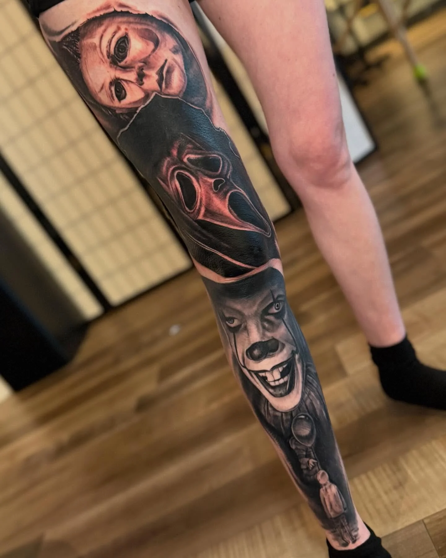 Cheyenne&rsquo;s leg project is complete! THANK YOU for your dedication!! 3 afternoons can make a big difference&hellip;
Book an appointment by going to our website or texting the shop 📲 (706) 240-0062 👋 By @lennytmw