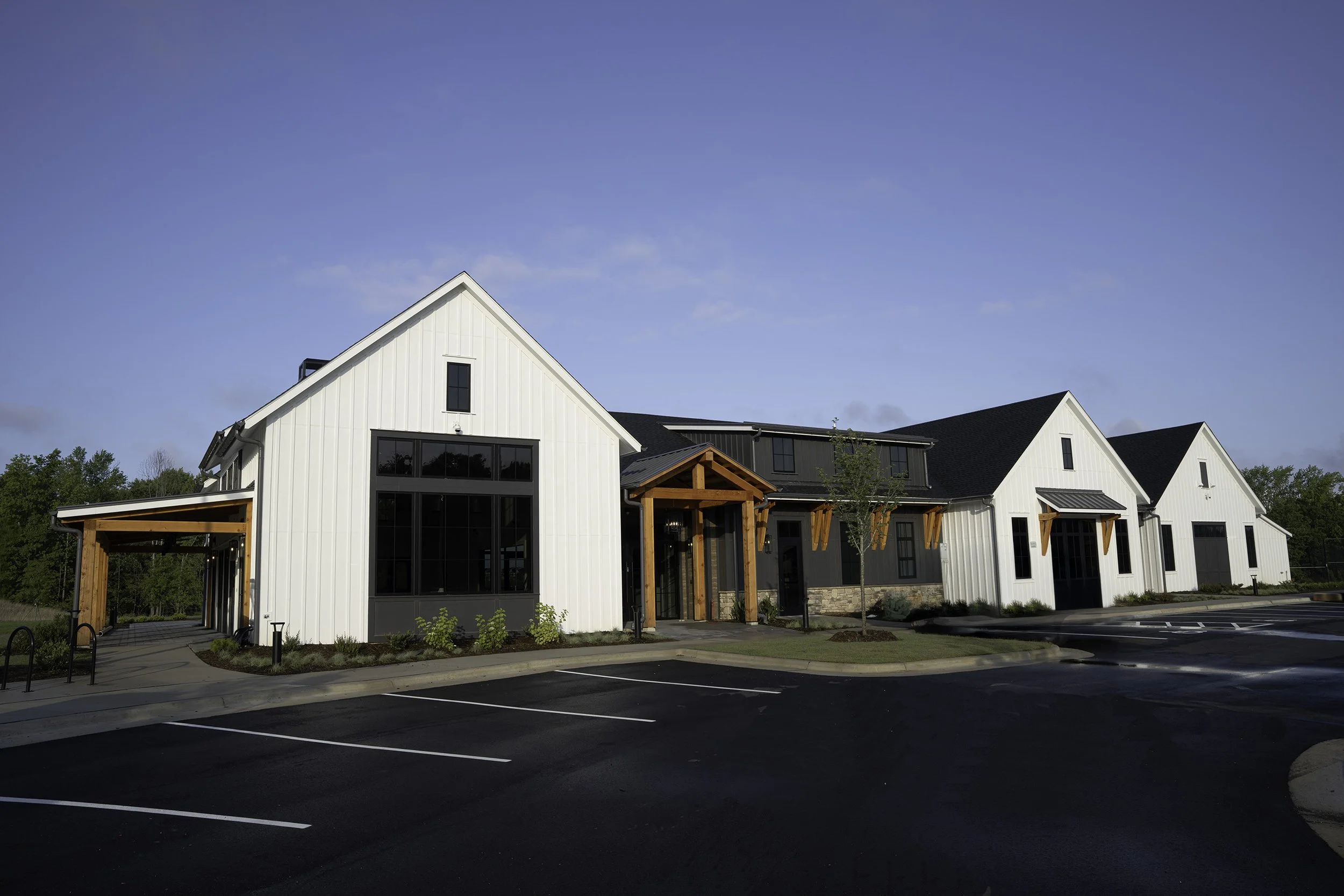 Builder: Fineline Construction | Developer: Toll Brothers