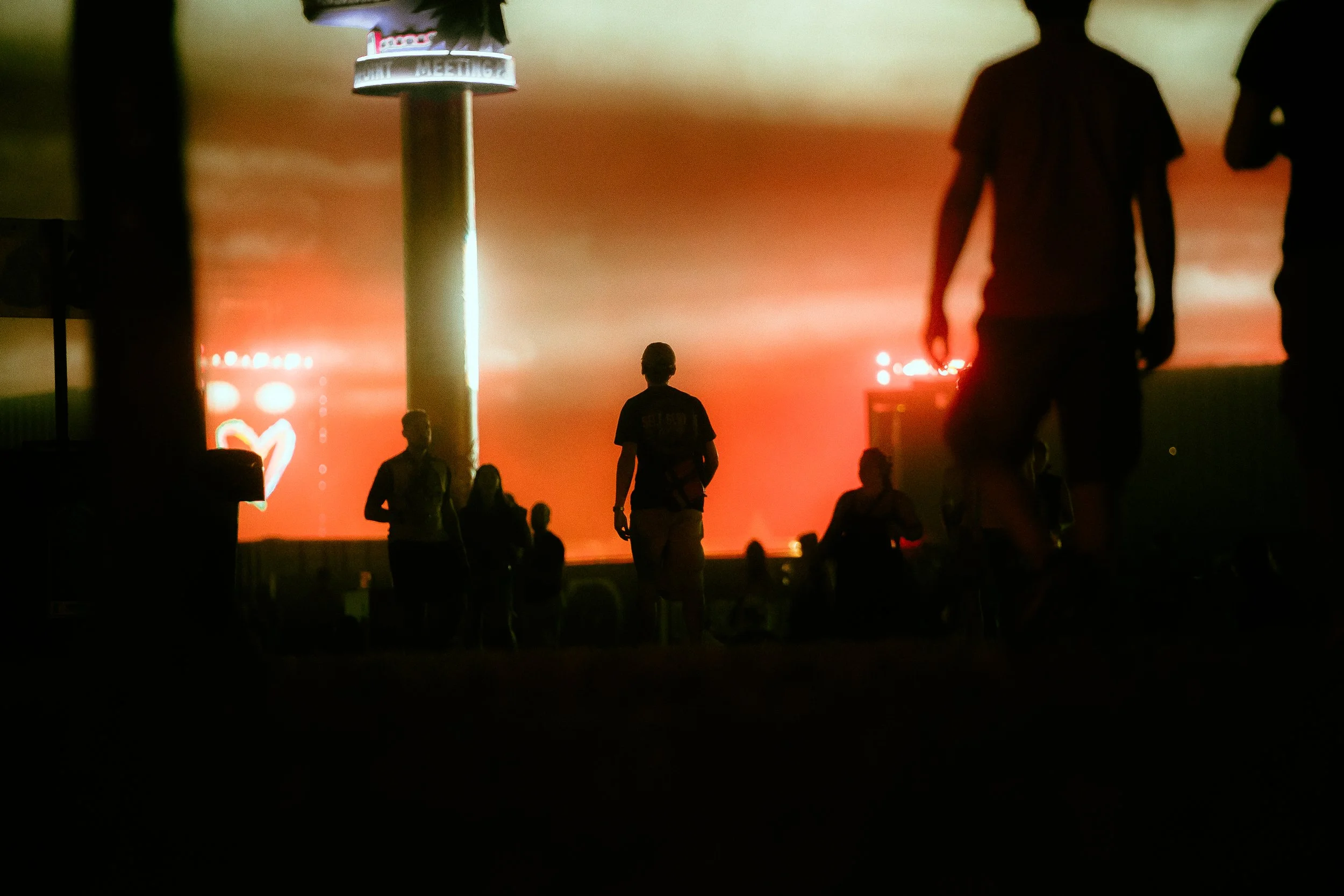 dour_people_Night-8.jpg