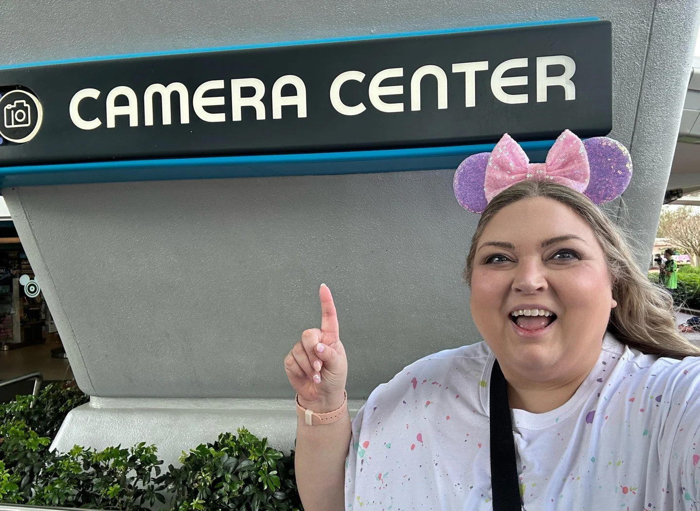 When I was a Photopass Cast Member, this was one of my favorite spots to be assigned (hello, air conditioning!) 📸 ⁠
⁠
You might not even notice this little Camera Center tucked under Spaceship Earth, but I always make a point to stop in. 🌐⁠
⁠
I&rsq