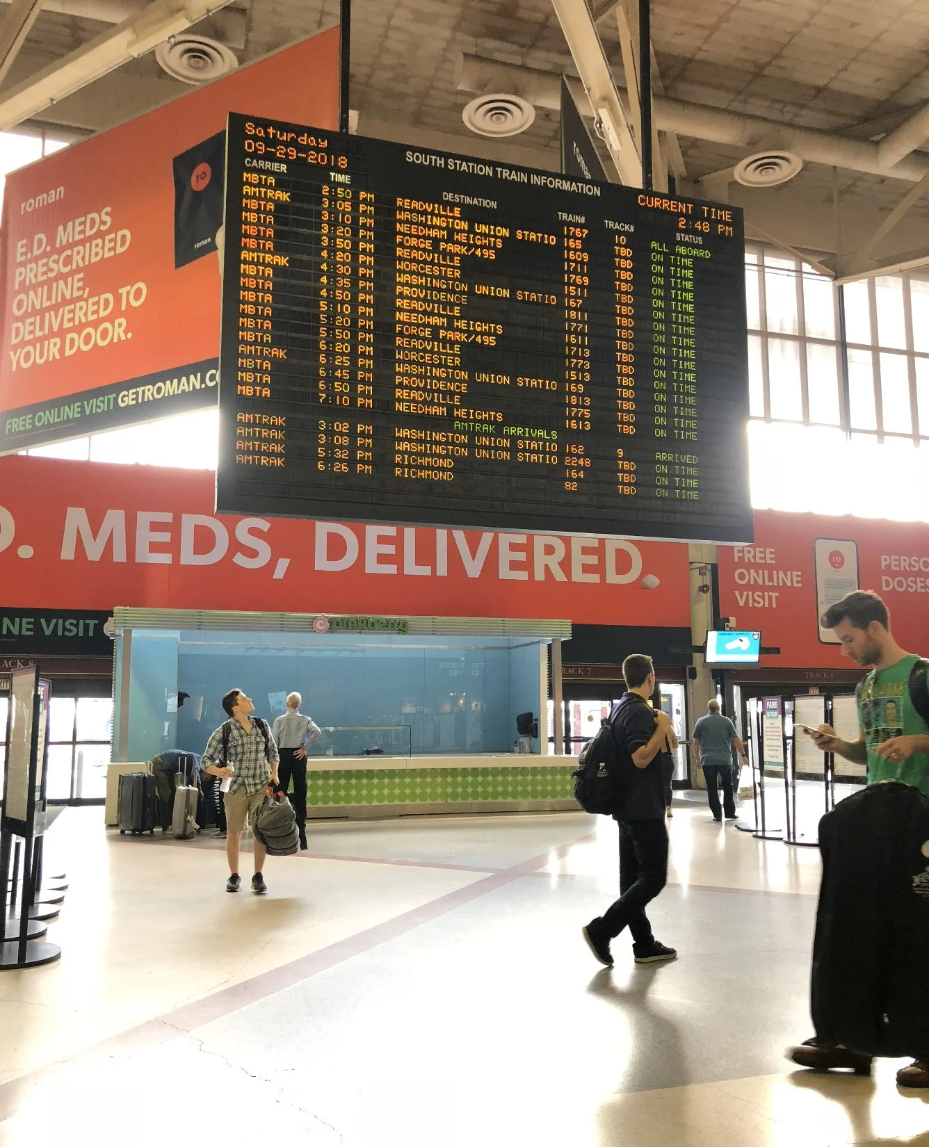 Travel Pro Tip: Trains > Planes⁠
⁠
My Boston to New York City train ride was 4 hours of gorgeous coastal views, uninterrupted focus time, and zero airport hassle. ⁠
⁠
Highly recommend!📍🚆