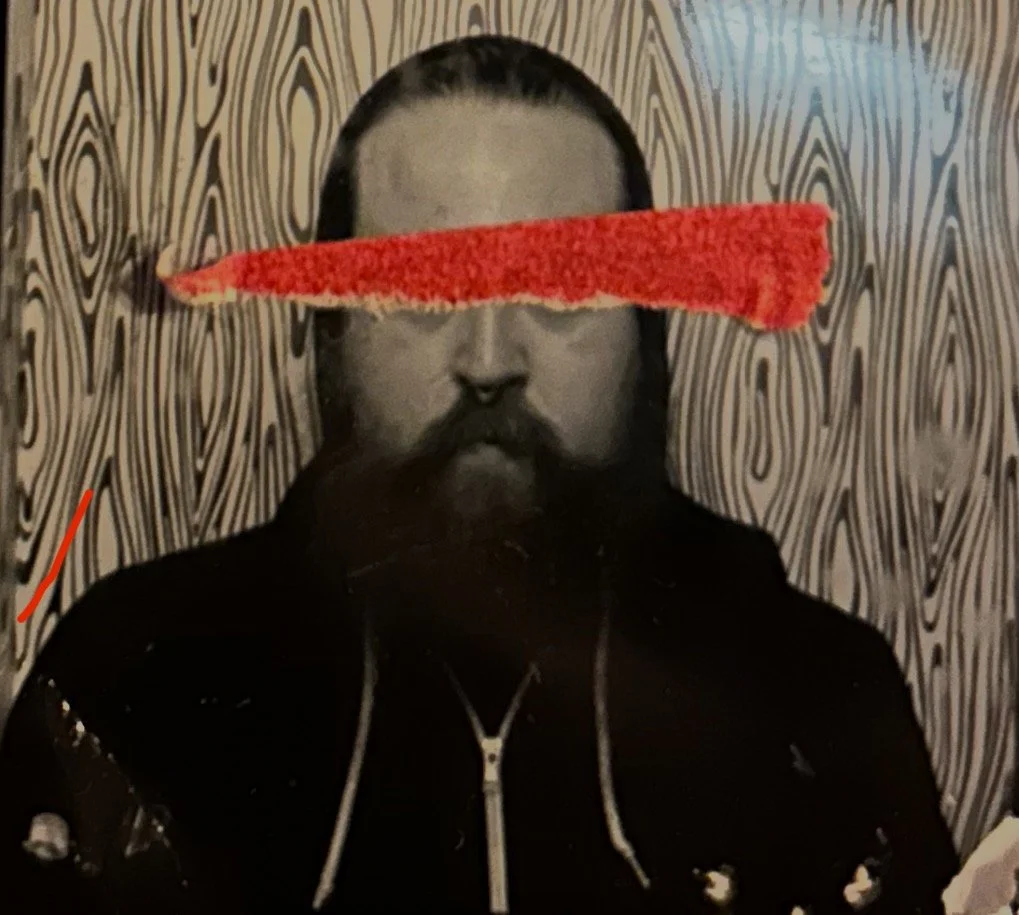 TUESDAY – friends in frequency – FEAT. DJ Eksare – in the lounge 