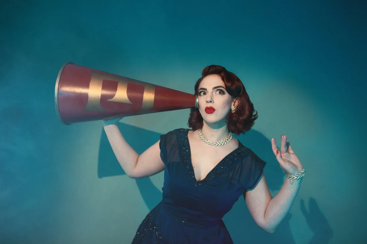 THURSDAY – Vintage Jazz Swing – THE AMERICAN SONGBIRD – in the performance space