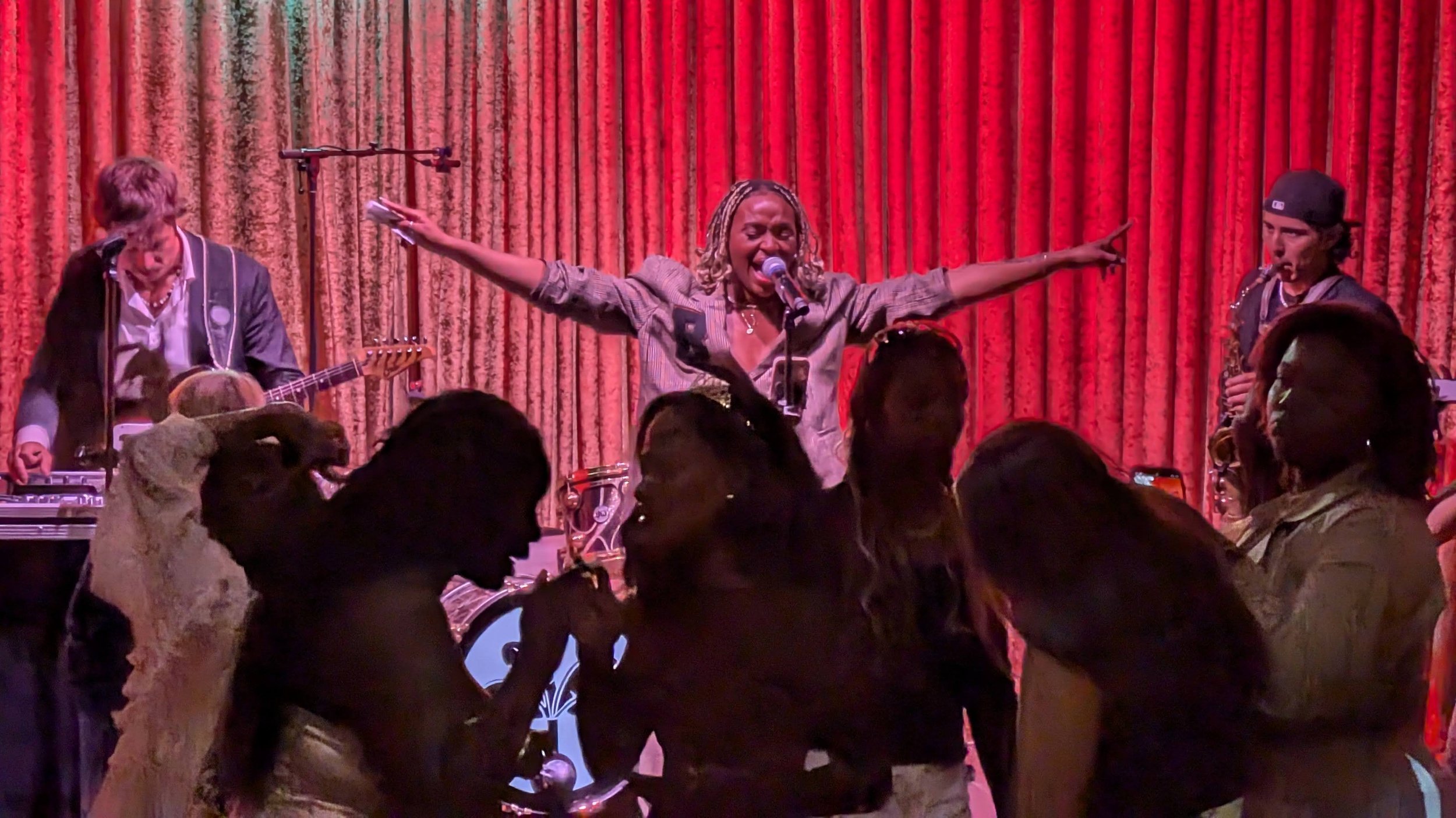 FRIDAY – Pop, Rock &amp; R&amp;B – Lourde Child’s &amp; Aniyé – in the performance space 